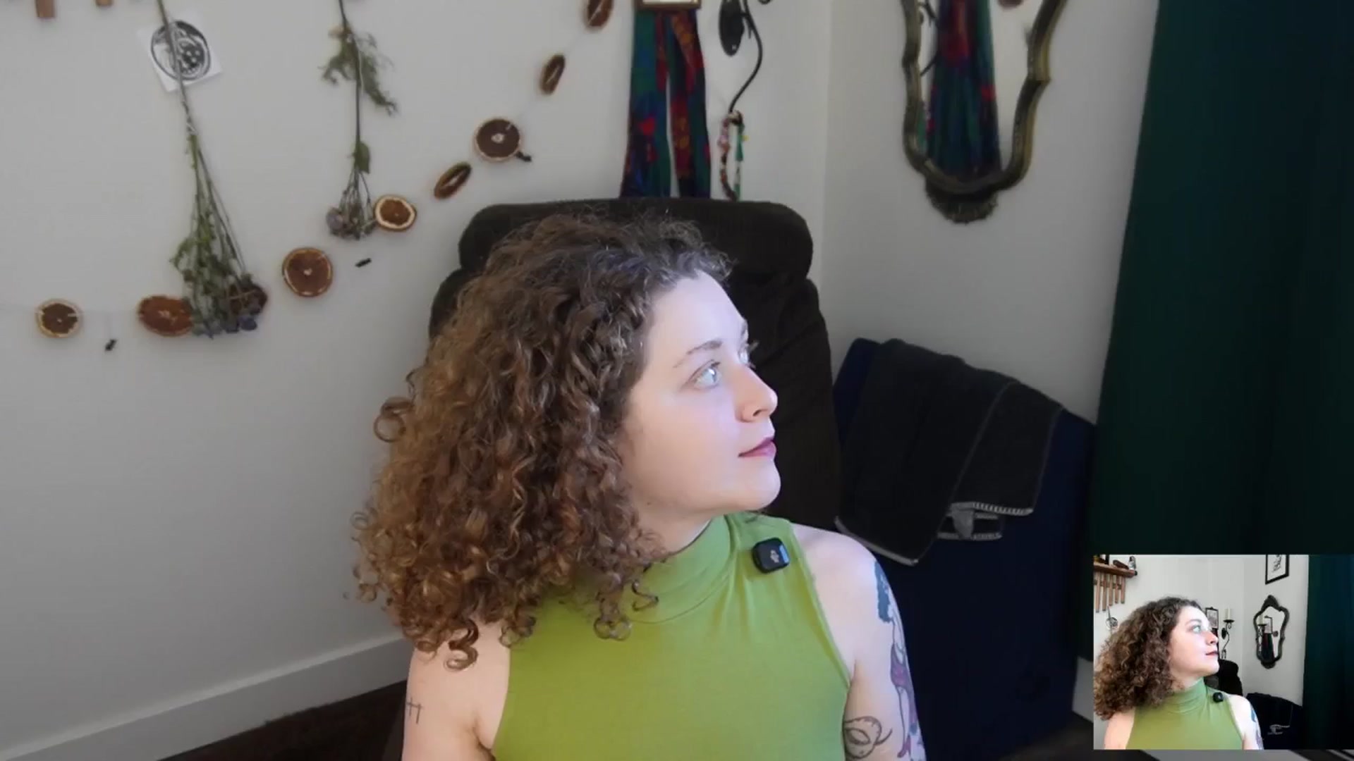 Gallery image thumbnail from PeachyQueen_'s myfreecams stream on, 03/26/2026, 21:46 image 13 of 20