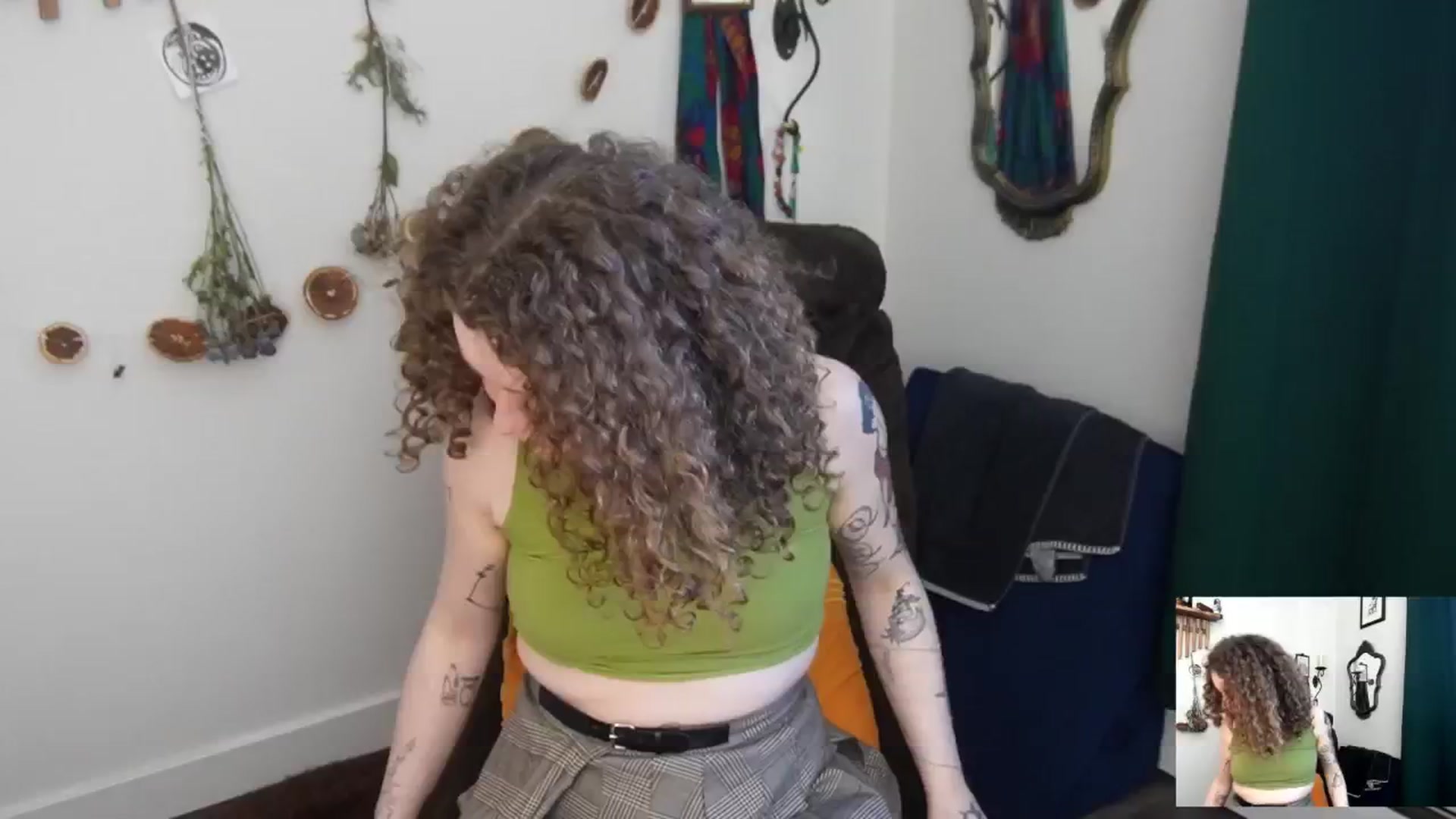 Gallery image thumbnail from PeachyQueen_'s myfreecams stream on, 03/26/2026, 21:46 image 5 of 20