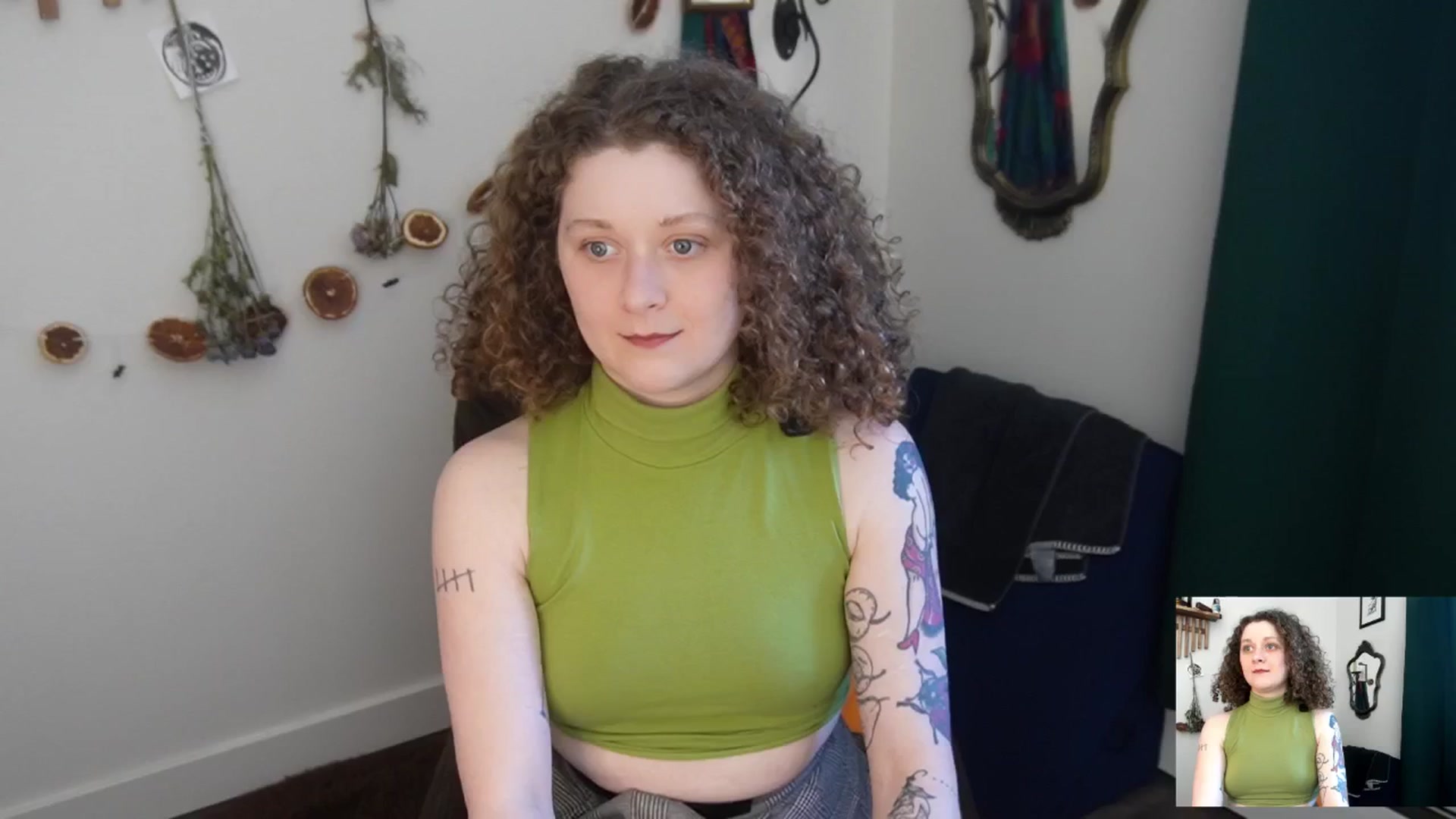 Gallery image thumbnail from PeachyQueen_'s myfreecams stream on, 03/26/2026, 21:46 image 6 of 20
