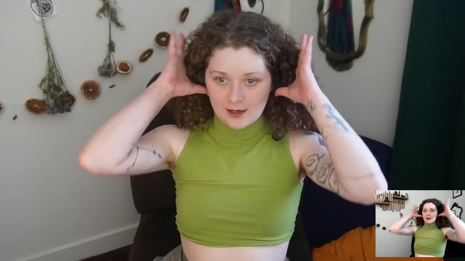Gallery image thumbnail from PeachyQueen_'s myfreecams stream on, 03/26/2026, 23:18 image 13 of 20