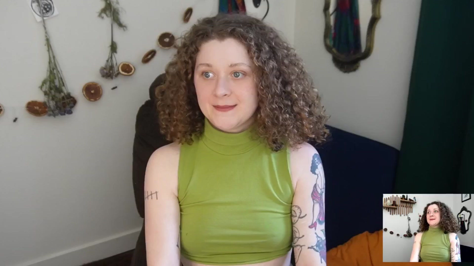 Gallery image thumbnail from PeachyQueen_'s myfreecams stream on, 03/26/2026, 23:18 image 14 of 20