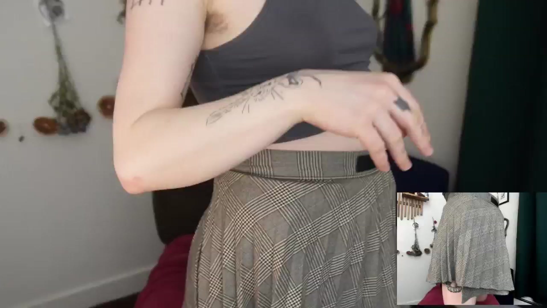 Gallery image thumbnail from PeachyQueen_'s myfreecams stream on, 03/29/2026, 06:05 image 11 of 20