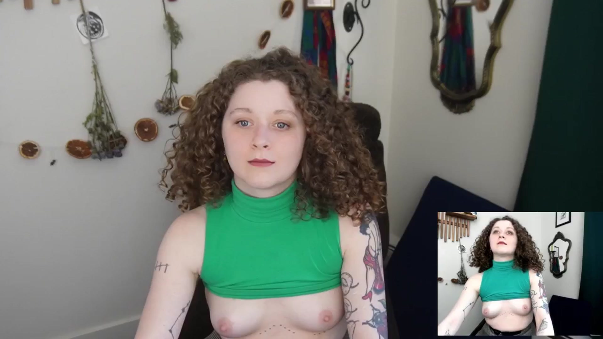 Gallery image thumbnail from PeachyQueen_'s myfreecams stream on, 04/06/2026, 20:27 image 16 of 20