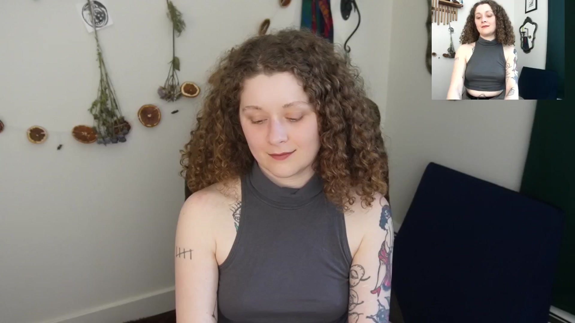Gallery image thumbnail from PeachyQueen_'s myfreecams stream on, 04/08/2026, 22:55 image 9 of 20