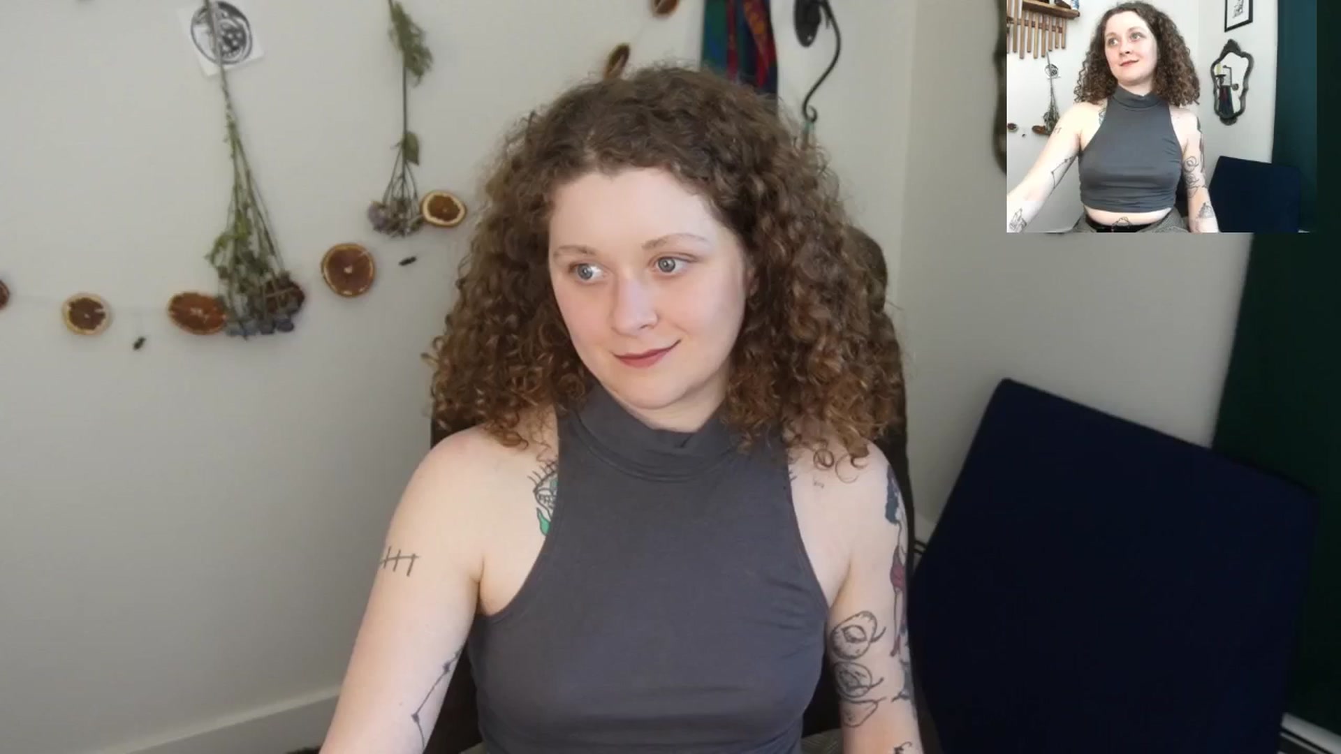 Gallery image thumbnail from PeachyQueen_'s myfreecams stream on, 04/08/2026, 22:55 image 10 of 20