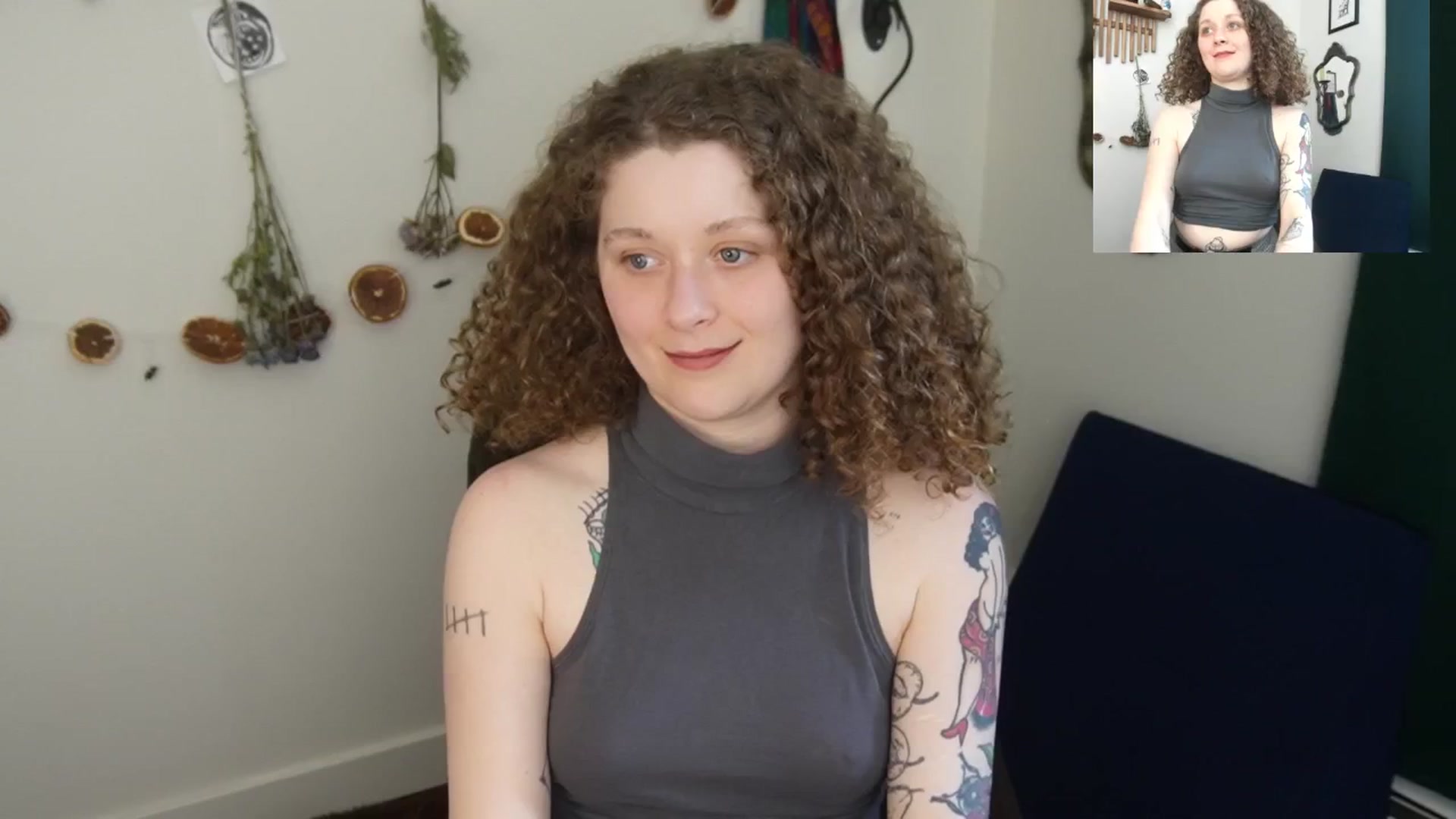 Gallery image thumbnail from PeachyQueen_'s myfreecams stream on, 04/08/2026, 22:55 image 6 of 20