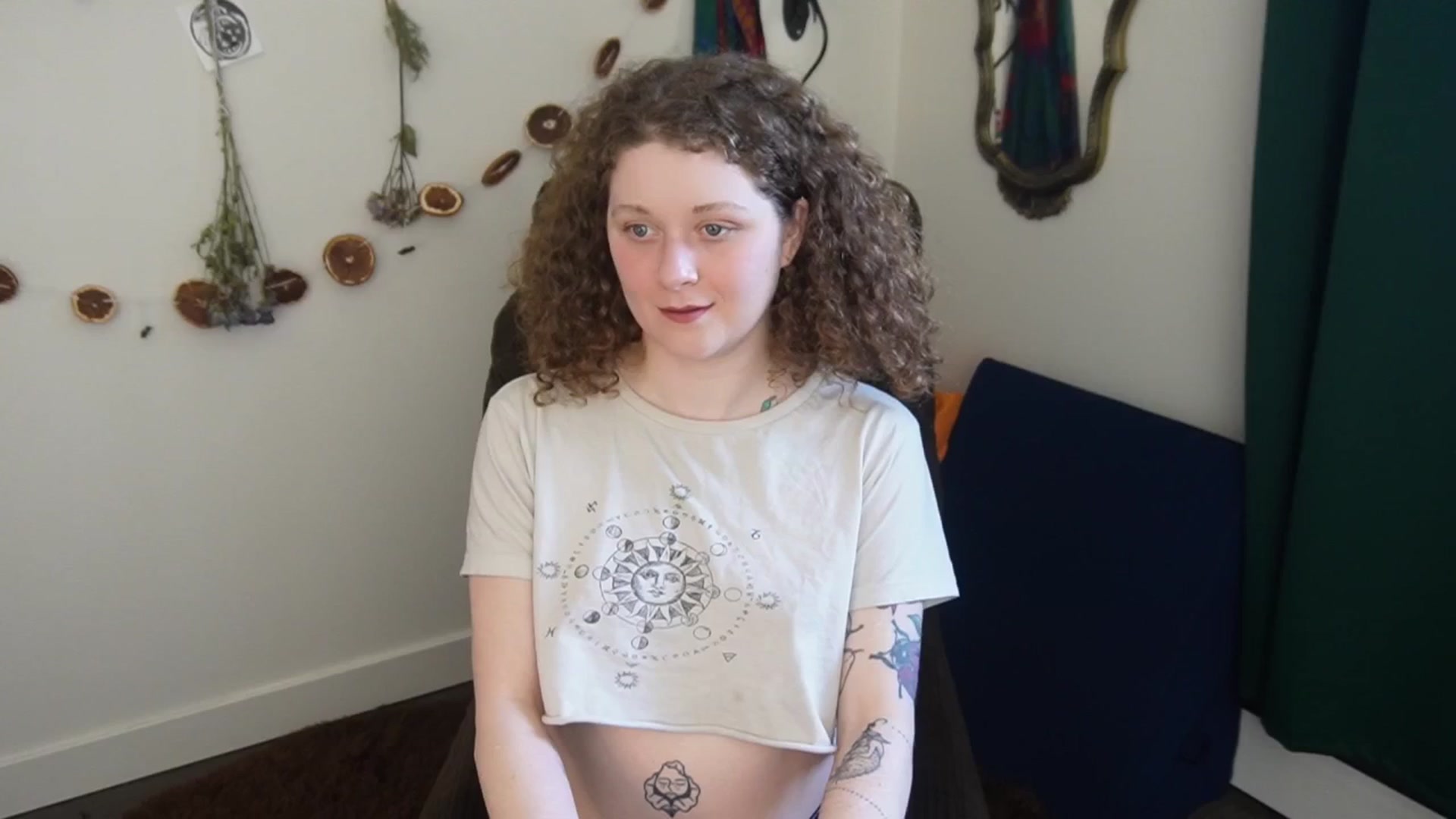 Gallery image thumbnail from PeachyQueen_'s myfreecams stream on, 04/13/2026, 22:29 image 10 of 20