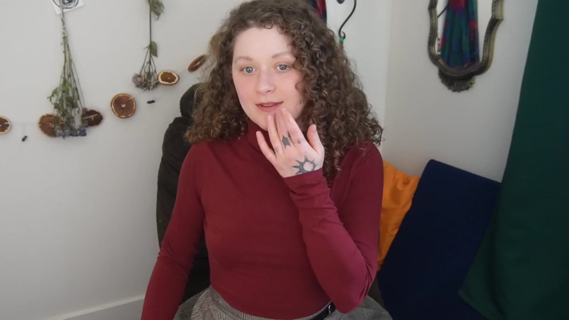Gallery image thumbnail from PeachyQueen_'s myfreecams stream on, 04/14/2026, 19:13 image 1 of 20