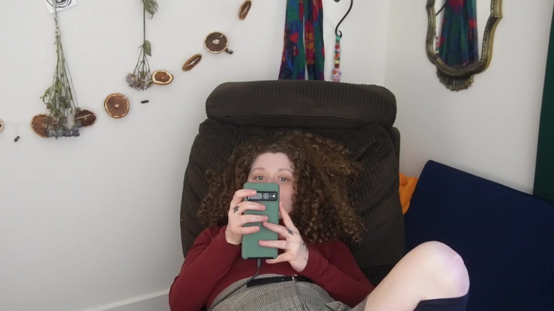 Gallery image thumbnail from PeachyQueen_'s myfreecams stream on, 04/14/2026, 20:23 image 15 of 20
