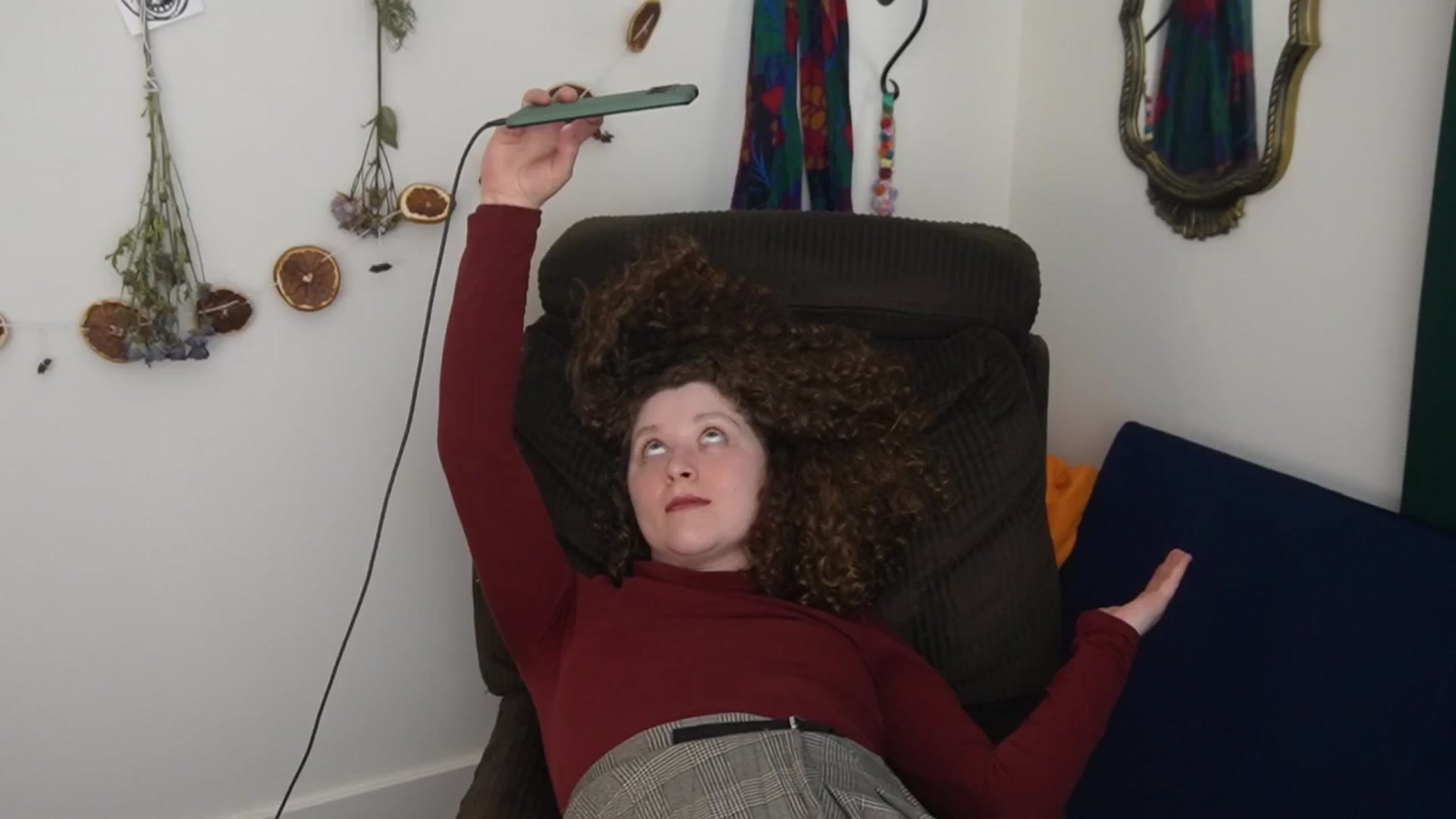 Gallery image thumbnail from PeachyQueen_'s myfreecams stream on, 04/14/2026, 20:23 image 16 of 20
