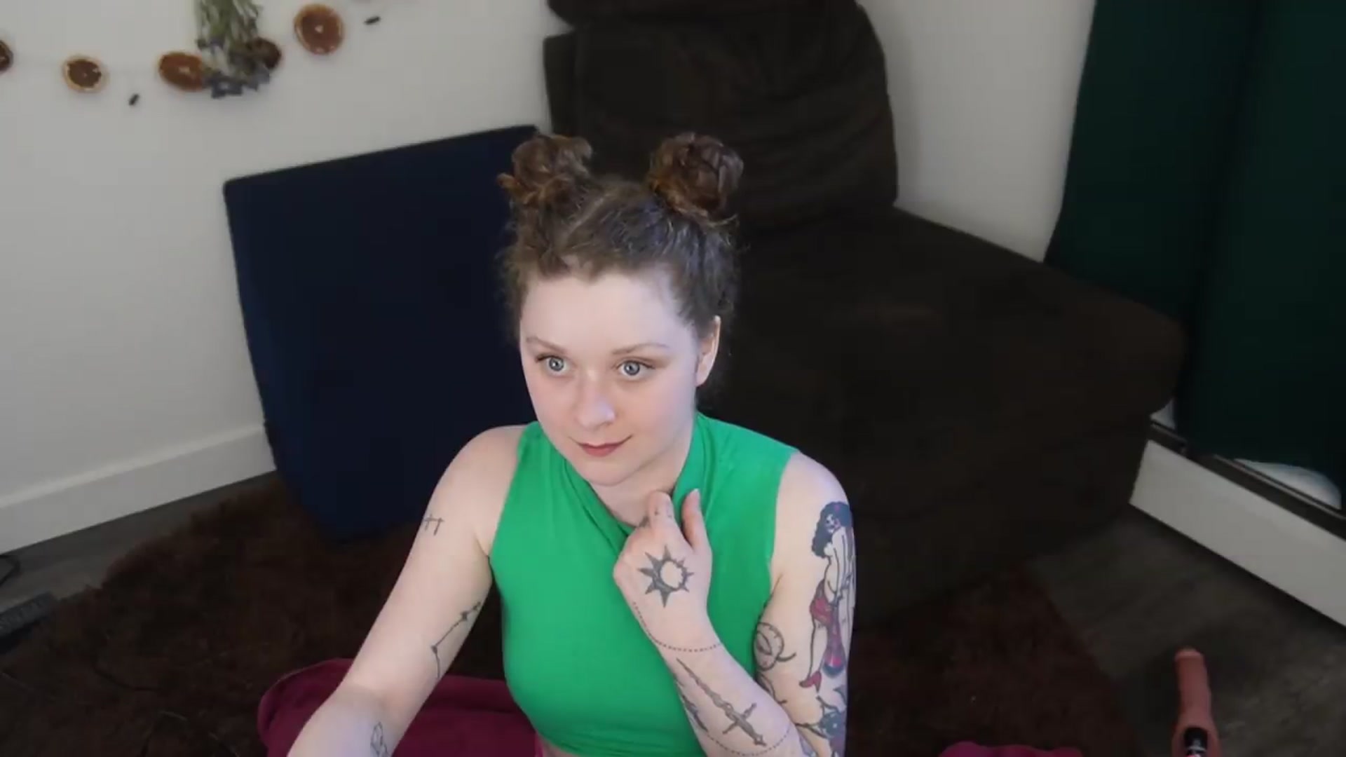 Gallery image thumbnail from PeachyQueen_'s myfreecams stream on, 04/27/2026, 19:51 image 16 of 20