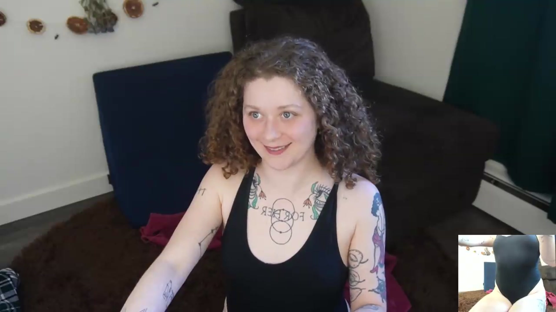 Gallery image thumbnail from PeachyQueen_'s myfreecams stream on, 04/28/2026, 22:54 image 6 of 20