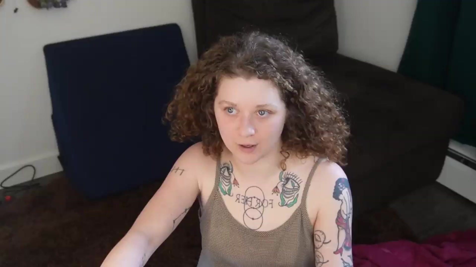 Gallery image thumbnail from PeachyQueen_'s myfreecams stream on, 05/01/2026, 21:29 image 11 of 20