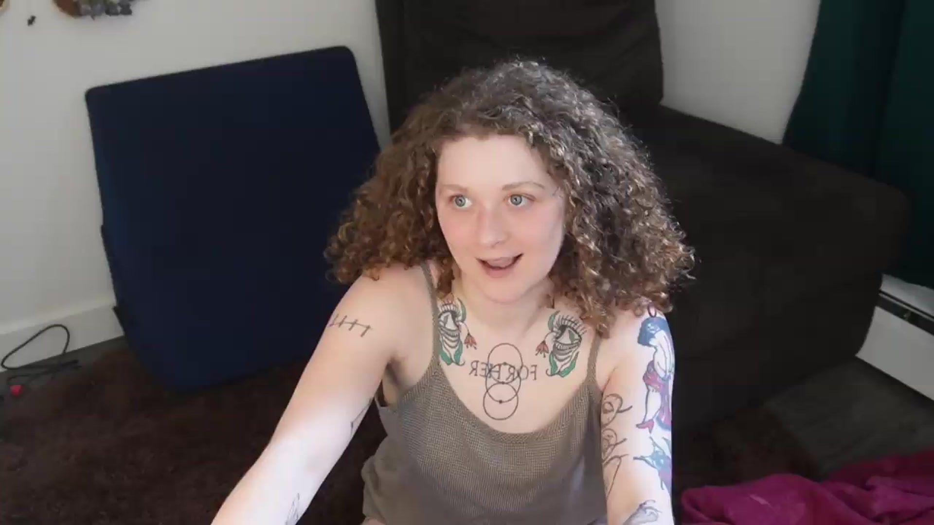Gallery image thumbnail from PeachyQueen_'s myfreecams stream on, 05/01/2026, 21:29 image 8 of 20