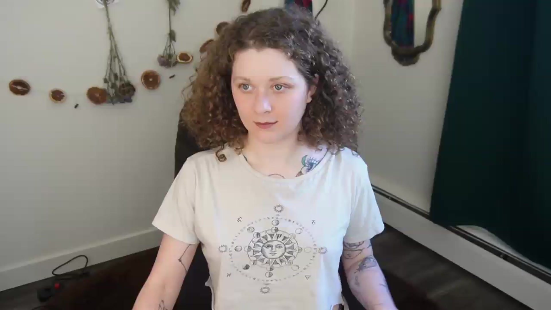 Gallery image thumbnail from PeachyQueen_'s myfreecams stream on, 05/04/2026, 21:57 image 4 of 20