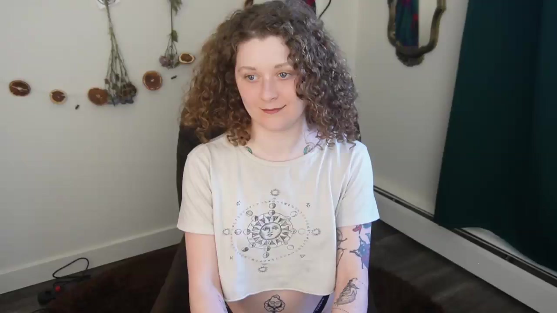 Gallery image thumbnail from PeachyQueen_'s myfreecams stream on, 05/04/2026, 21:57 image 5 of 20