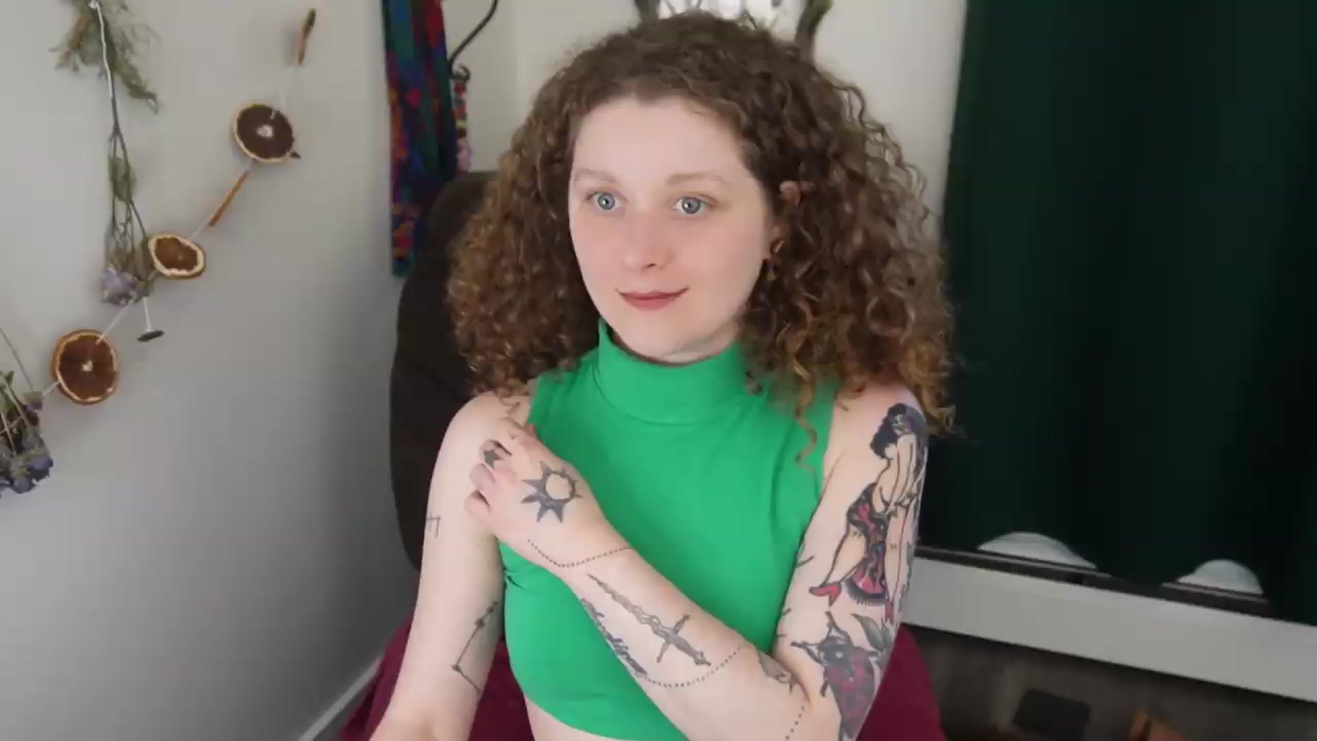 Gallery image thumbnail from PeachyQueen_'s myfreecams stream on, 05/20/2026, 22:45 image 6 of 20