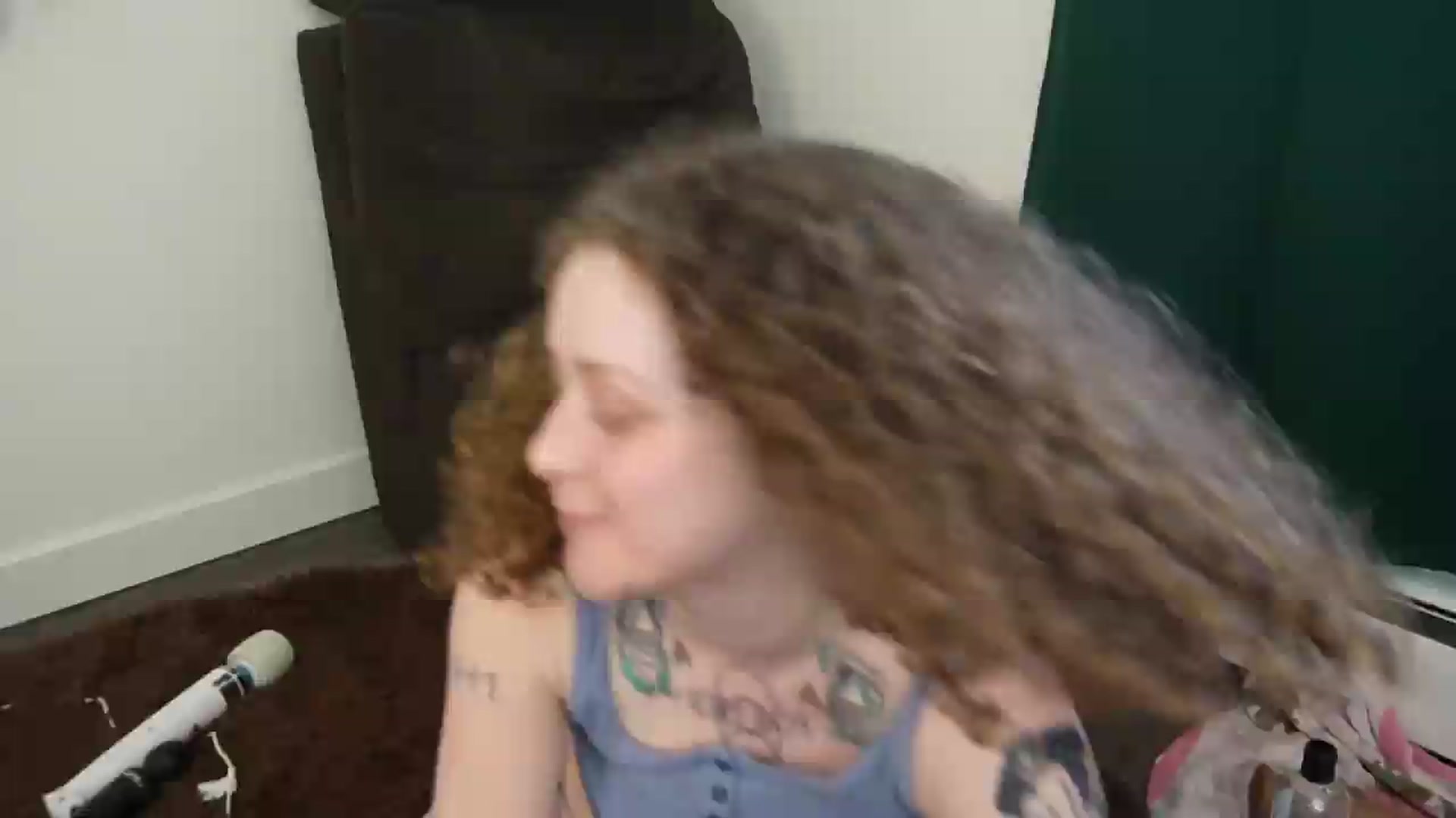 Gallery image thumbnail from PeachyQueen_'s myfreecams stream on, 05/24/2026, 22:16 image 16 of 20