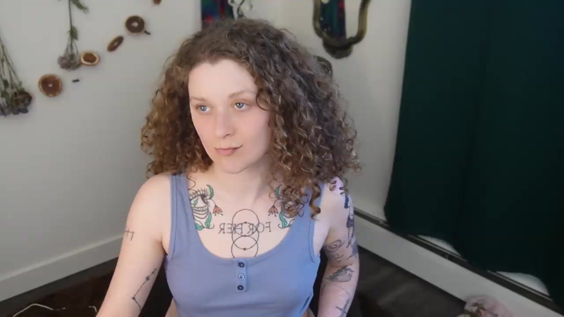 Gallery image thumbnail from PeachyQueen_'s myfreecams stream on, 05/24/2026, 22:16 image 10 of 20