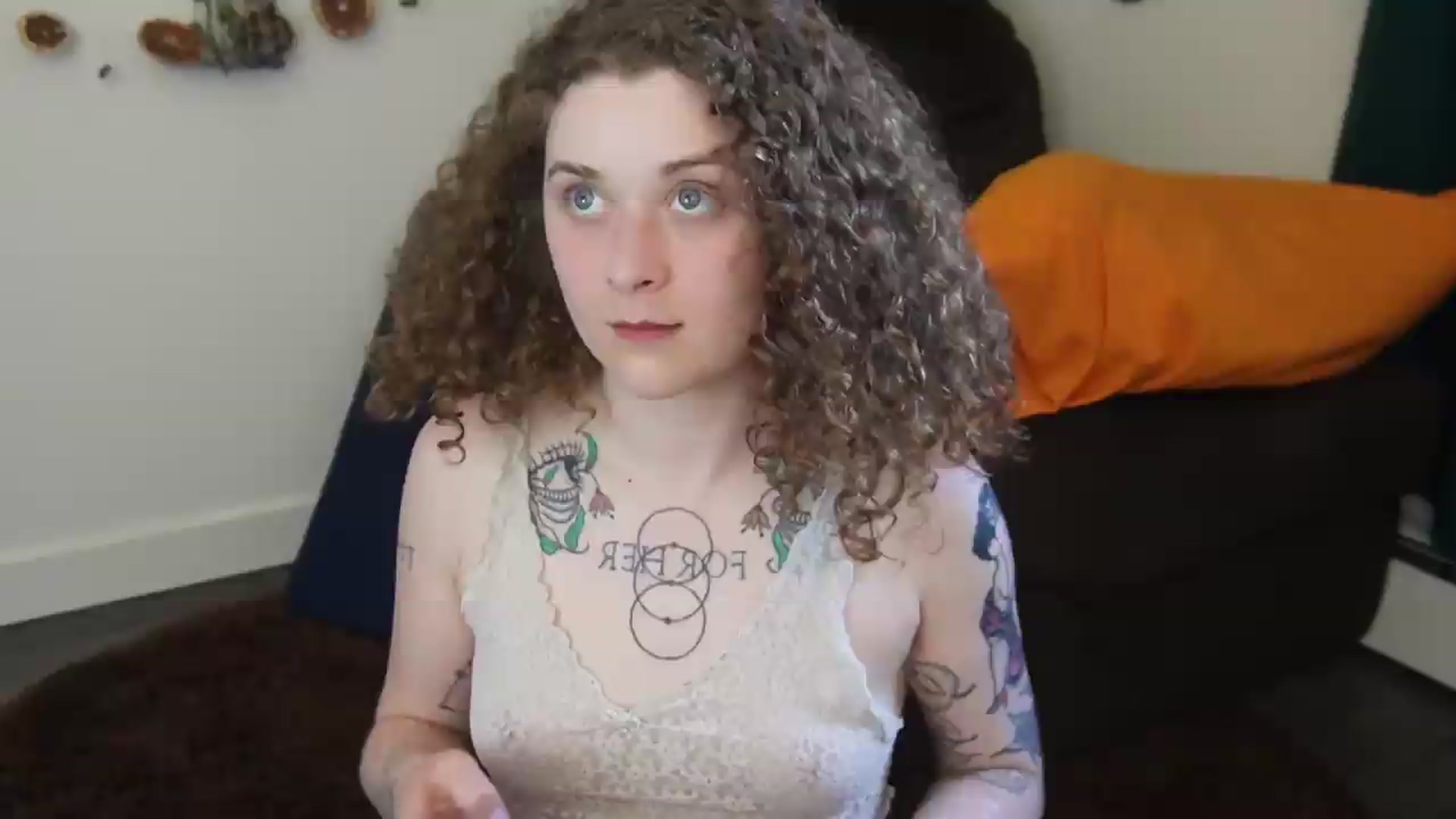 Gallery image thumbnail from PeachyQueen_'s myfreecams stream on, 05/28/2026, 21:12 image 20 of 20