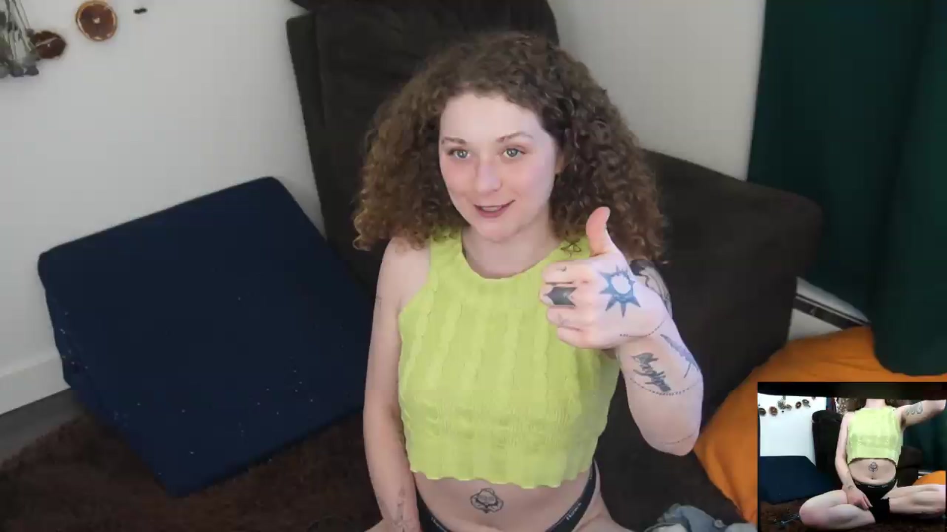 Gallery image thumbnail from PeachyQueen_'s myfreecams stream on, 06/08/2026, 22:53 image 13 of 20
