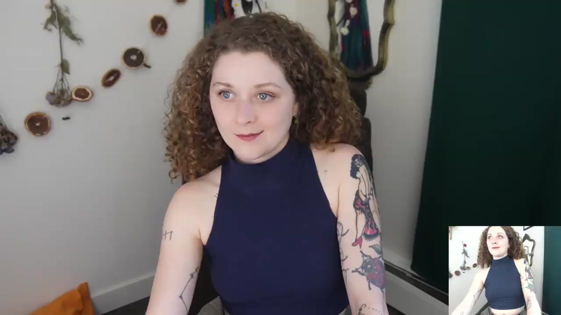Gallery image thumbnail from PeachyQueen_'s myfreecams stream on, 06/18/2026, 20:14 image 15 of 20