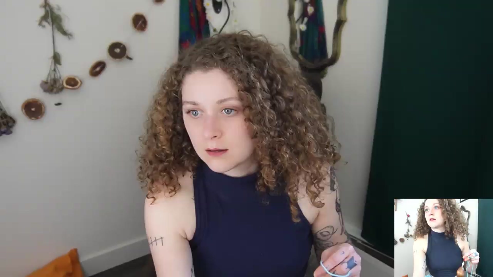 Gallery image thumbnail from PeachyQueen_'s myfreecams stream on, 06/18/2026, 20:14 image 5 of 20