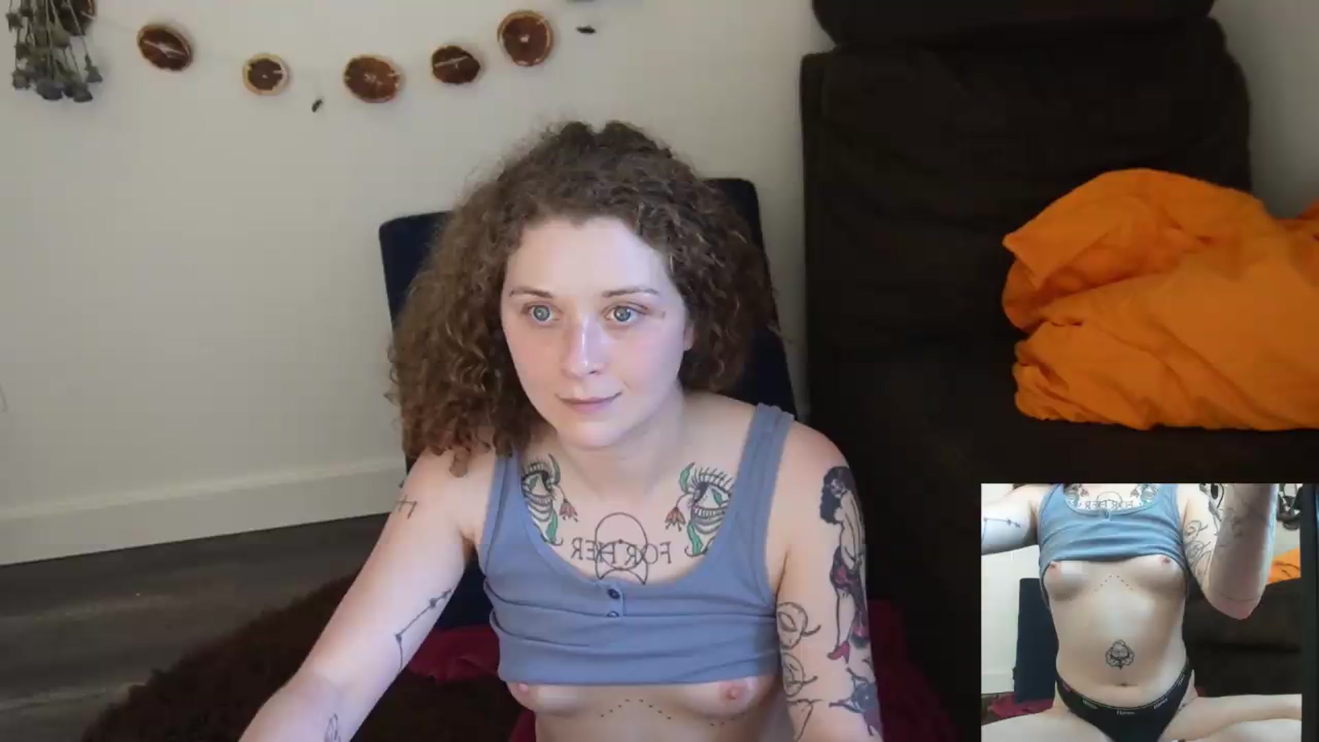 Gallery image thumbnail from PeachyQueen_'s myfreecams stream on, 06/25/2026, 19:06 image 20 of 20