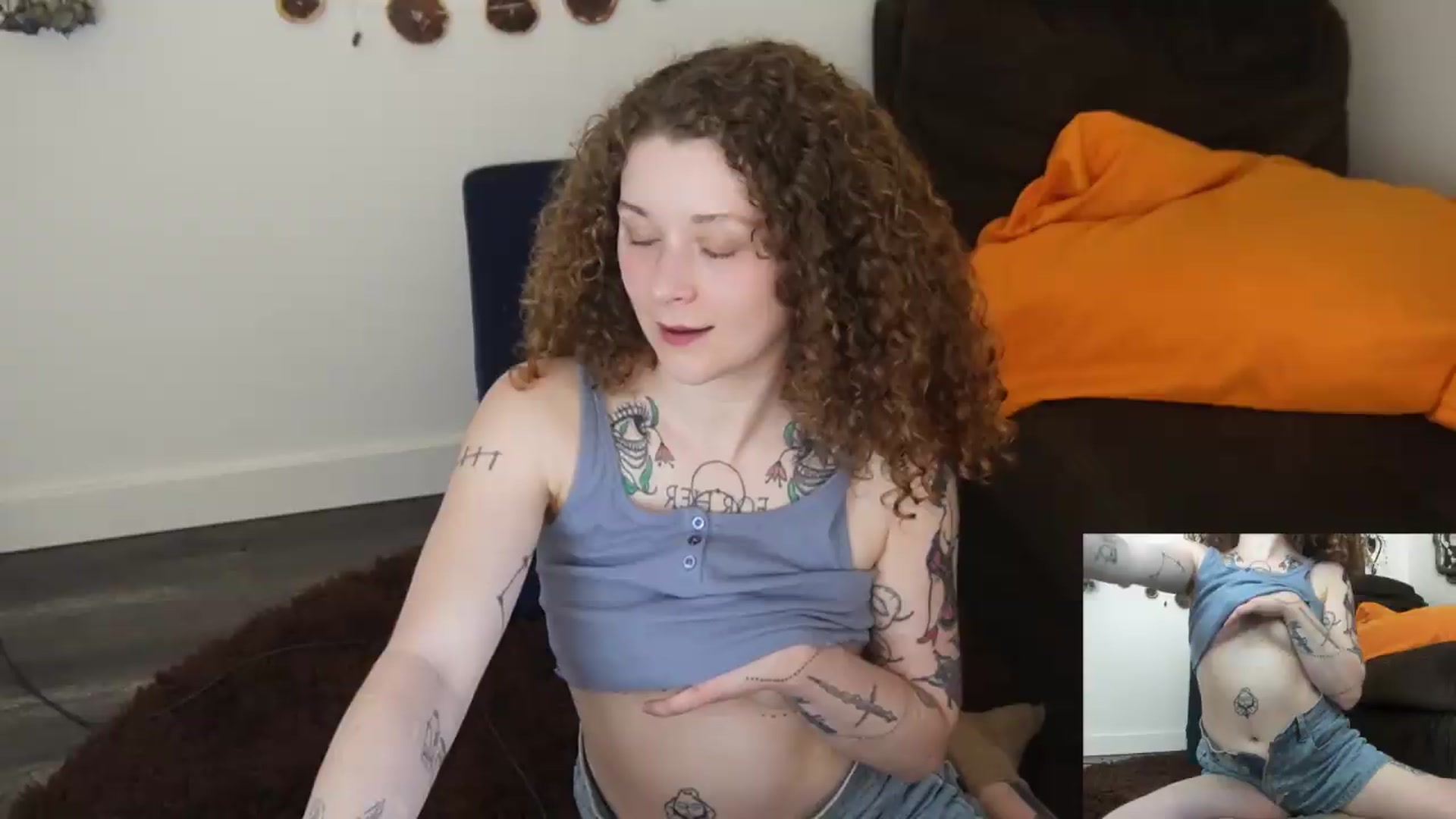 Gallery image thumbnail from PeachyQueen_'s myfreecams stream on, 07/02/2026, 22:38 image 3 of 20