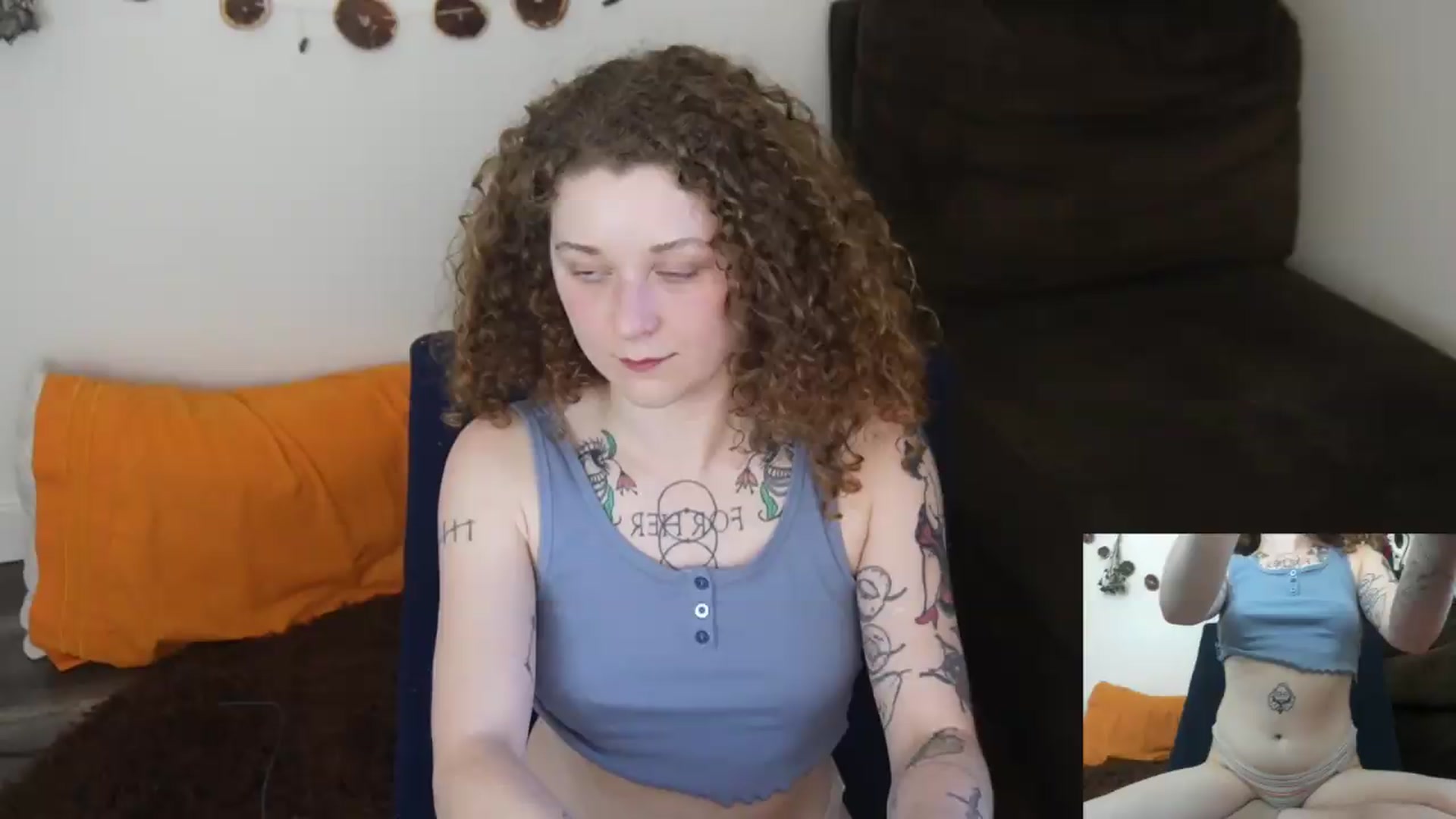 Gallery image thumbnail from PeachyQueen_'s myfreecams stream on, 07/02/2026, 23:37 image 6 of 20