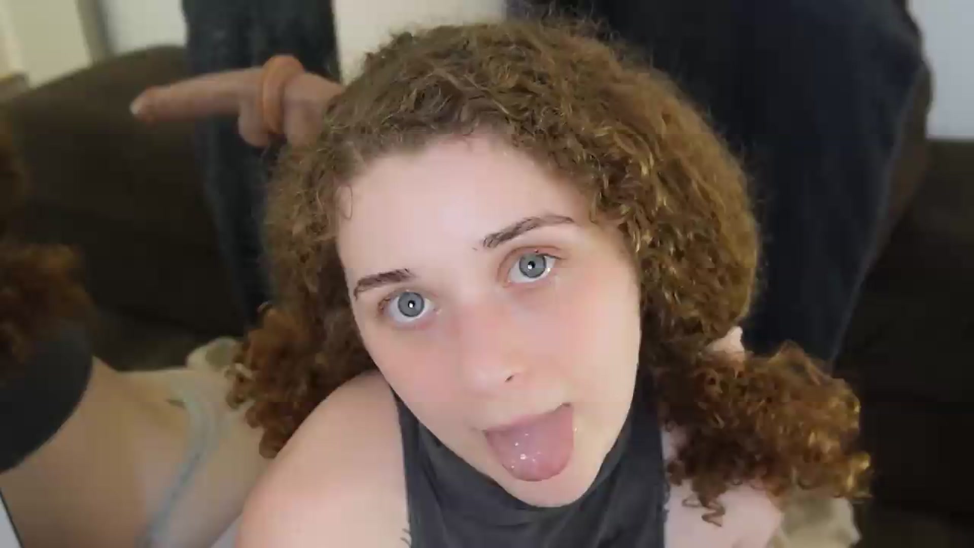 Gallery image thumbnail from PeachyQueen_'s myfreecams stream on, 07/09/2026, 23:03 image 17 of 20