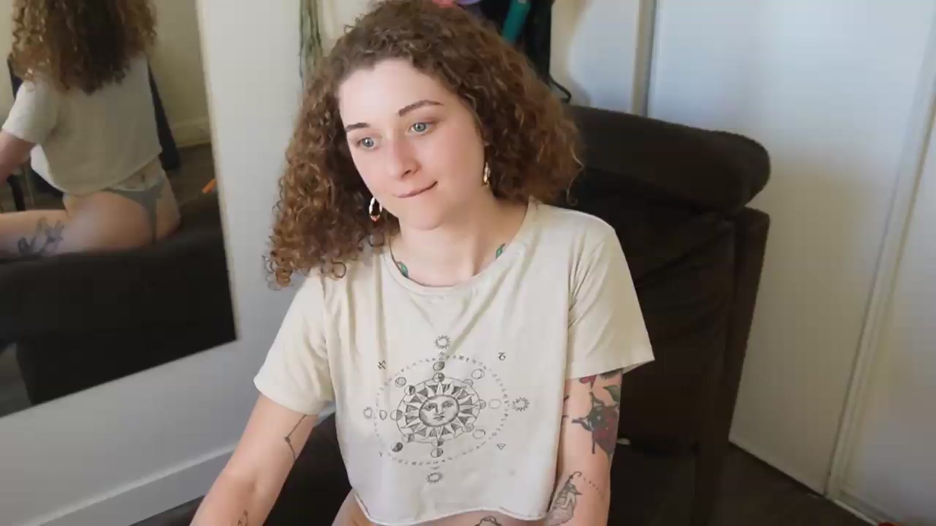 Gallery image thumbnail from PeachyQueen_'s myfreecams stream on, 07/13/2026, 22:33 image 20 of 20