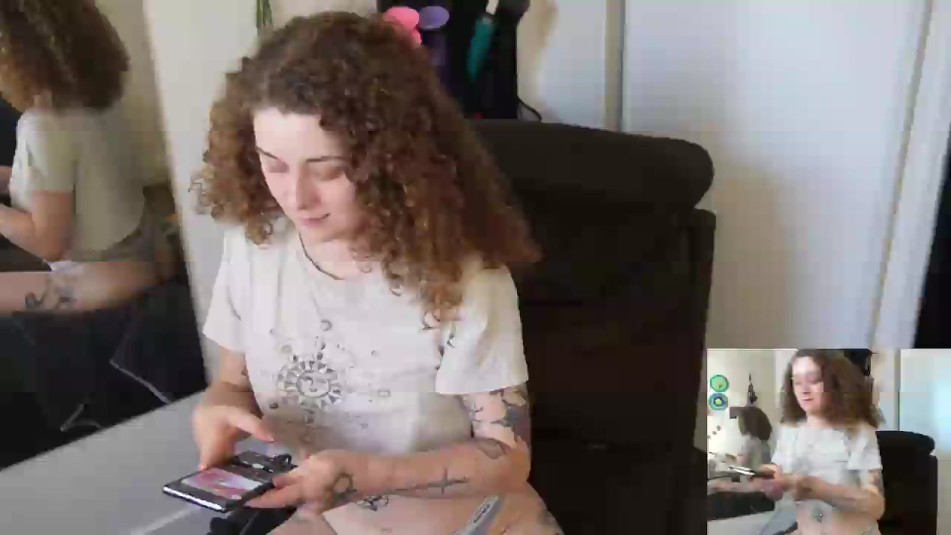 Gallery image thumbnail from PeachyQueen_'s myfreecams stream on, 07/13/2026, 22:33 image 4 of 20