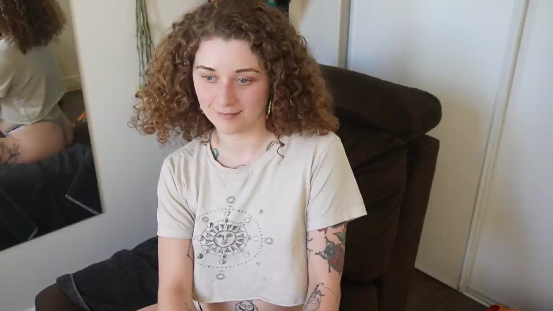 Gallery image thumbnail from PeachyQueen_'s myfreecams stream on, 07/13/2026, 22:33 image 9 of 20