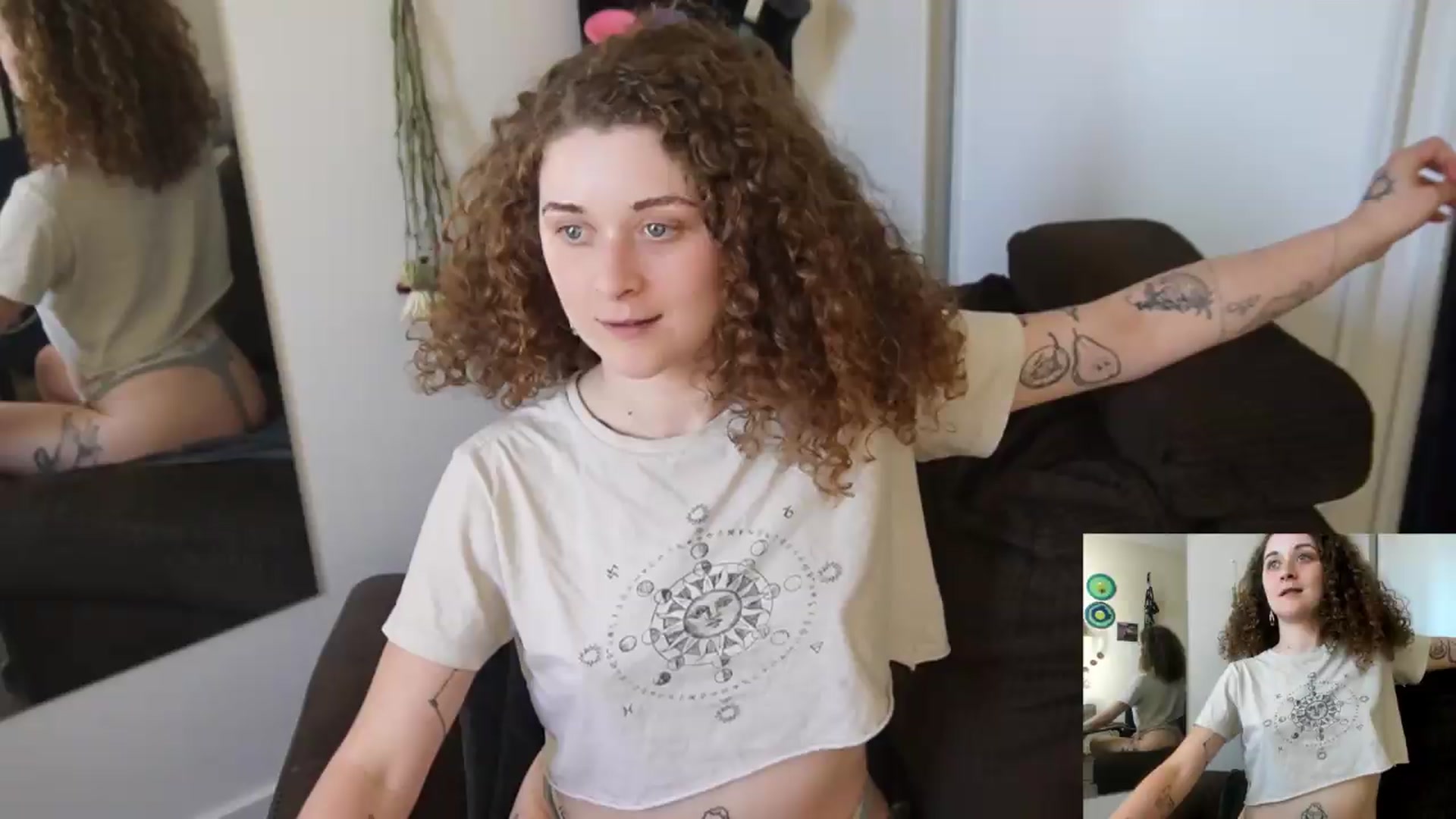 Gallery image thumbnail from PeachyQueen_'s myfreecams stream on, 07/13/2026, 22:33 image 2 of 20