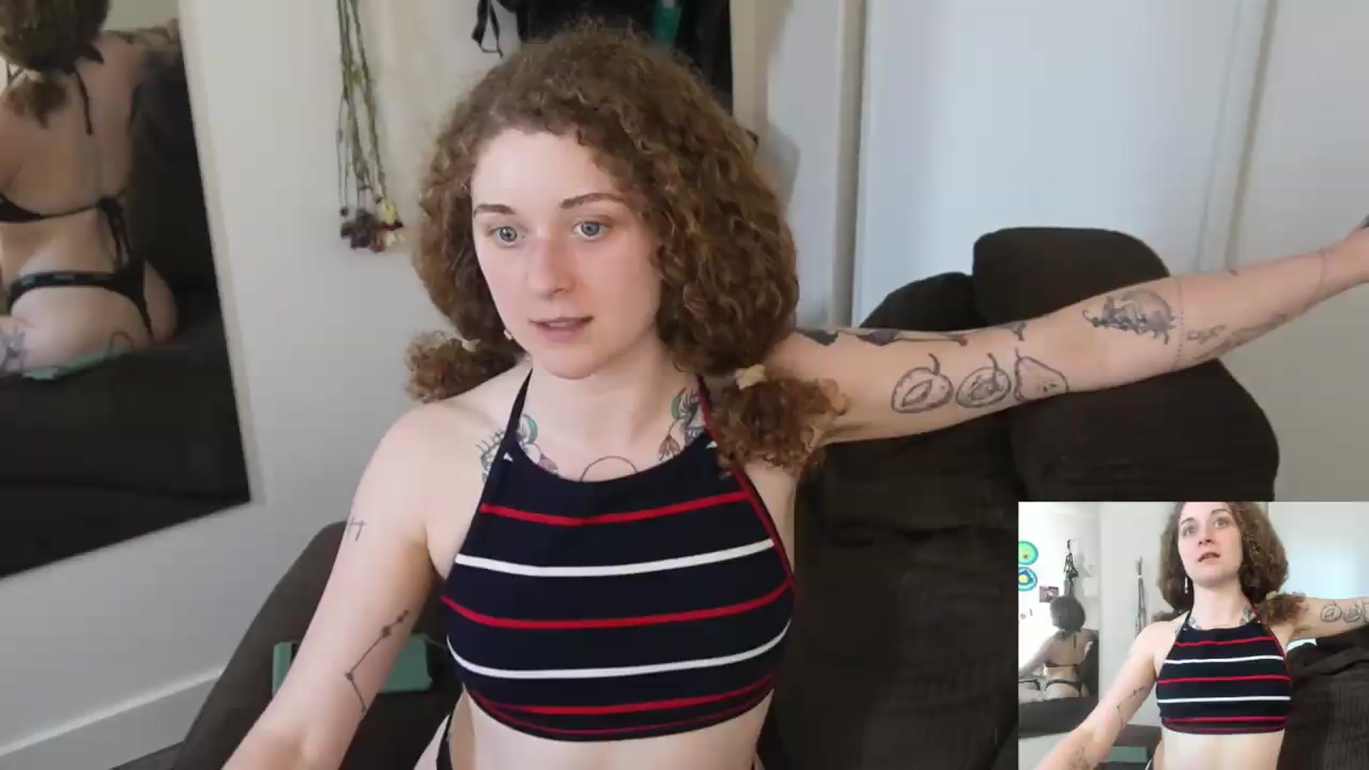 Gallery image thumbnail from PeachyQueen_'s myfreecams stream on, 07/15/2026, 23:46 image 9 of 20
