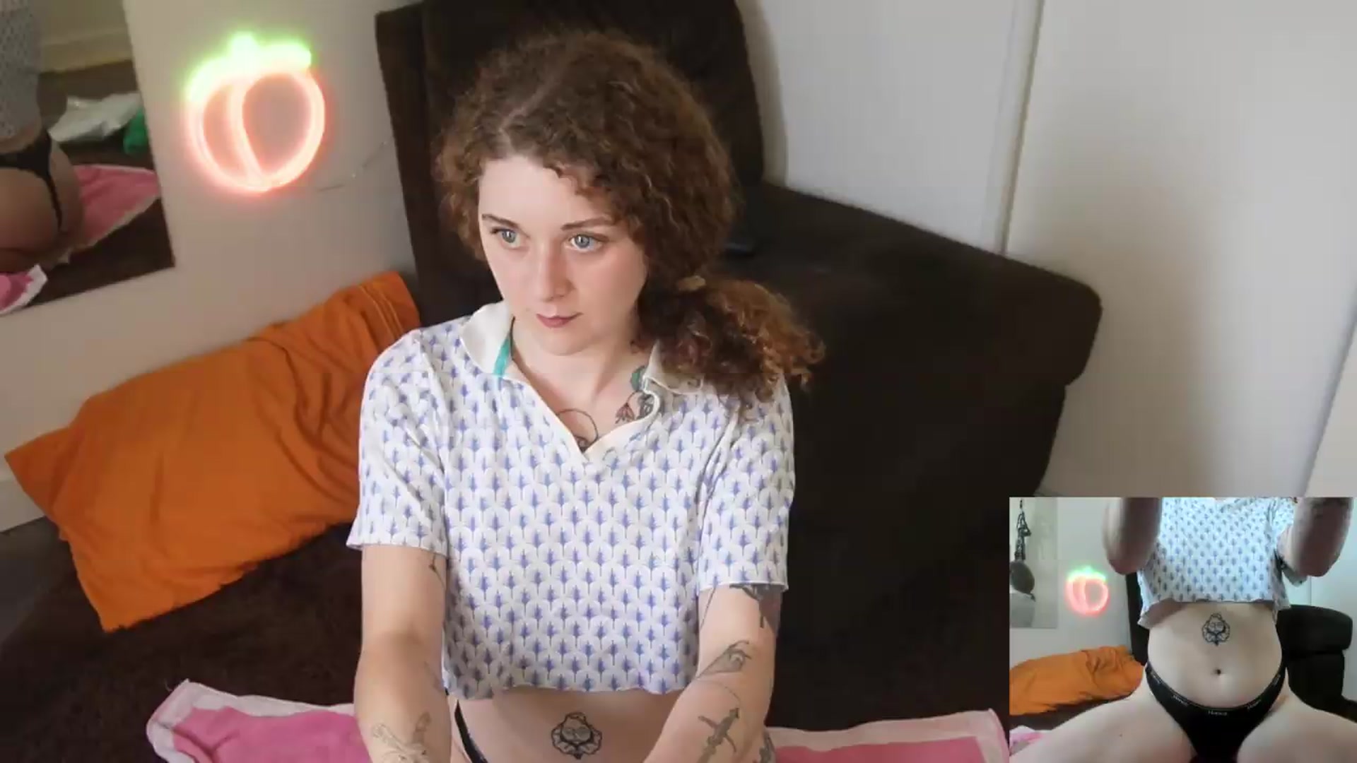 Gallery image thumbnail from PeachyQueen_'s myfreecams stream on, 07/20/2026, 22:13 image 8 of 20