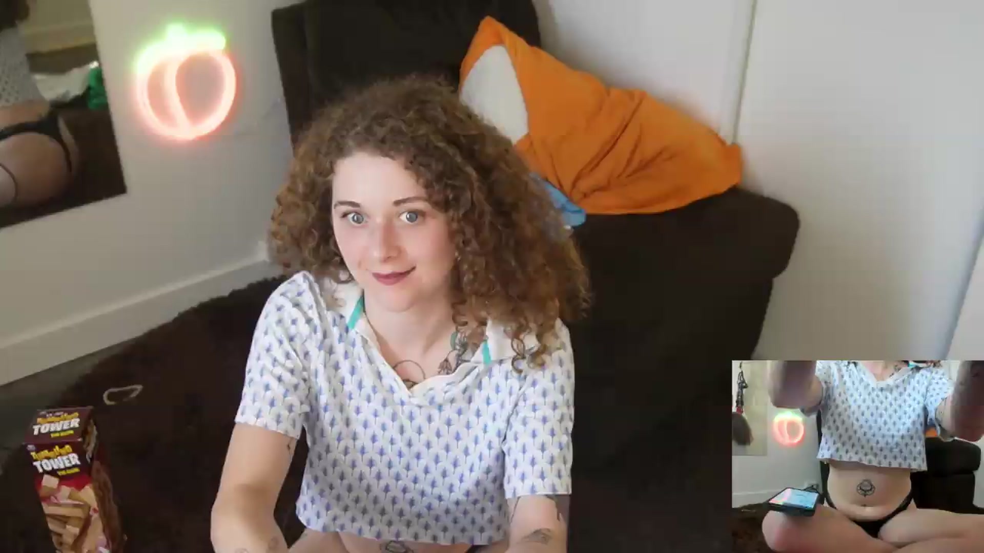 Gallery image thumbnail from PeachyQueen_'s myfreecams stream on, 07/21/2026, 01:06 image 6 of 20