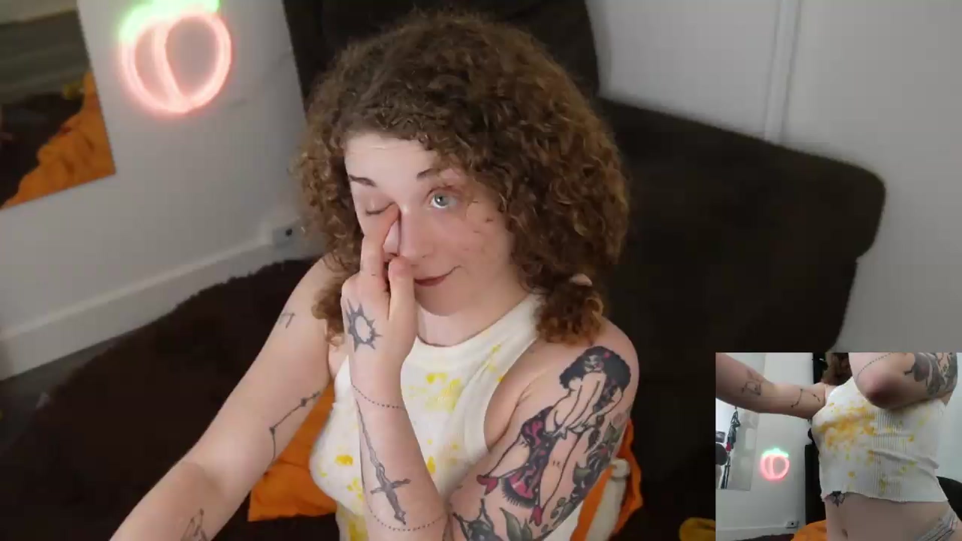 Gallery image thumbnail from PeachyQueen_'s myfreecams stream on, 07/22/2026, 22:15 image 18 of 20