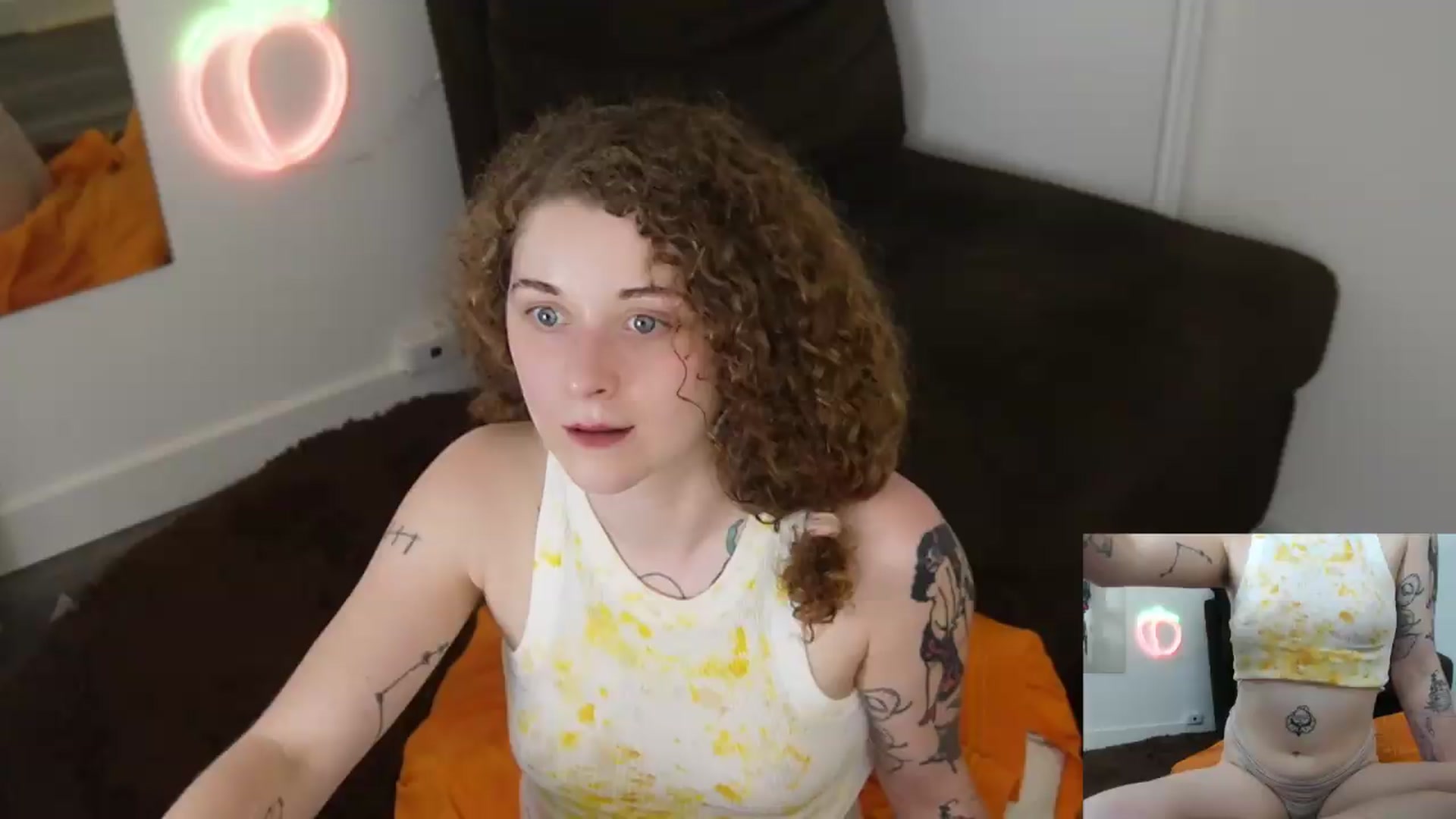 Gallery image thumbnail from PeachyQueen_'s myfreecams stream on, 07/22/2026, 22:33 image 12 of 20
