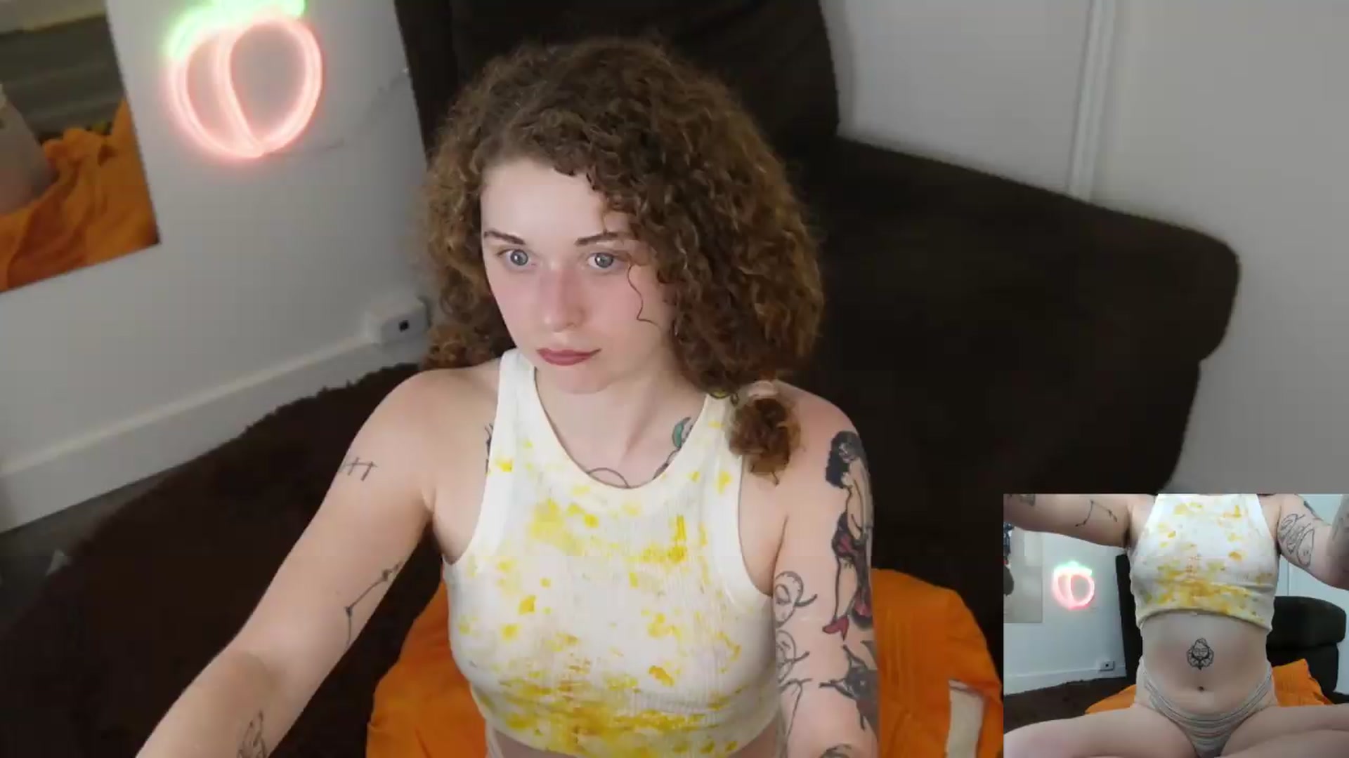 Gallery image thumbnail from PeachyQueen_'s myfreecams stream on, 07/22/2026, 22:33 image 9 of 20
