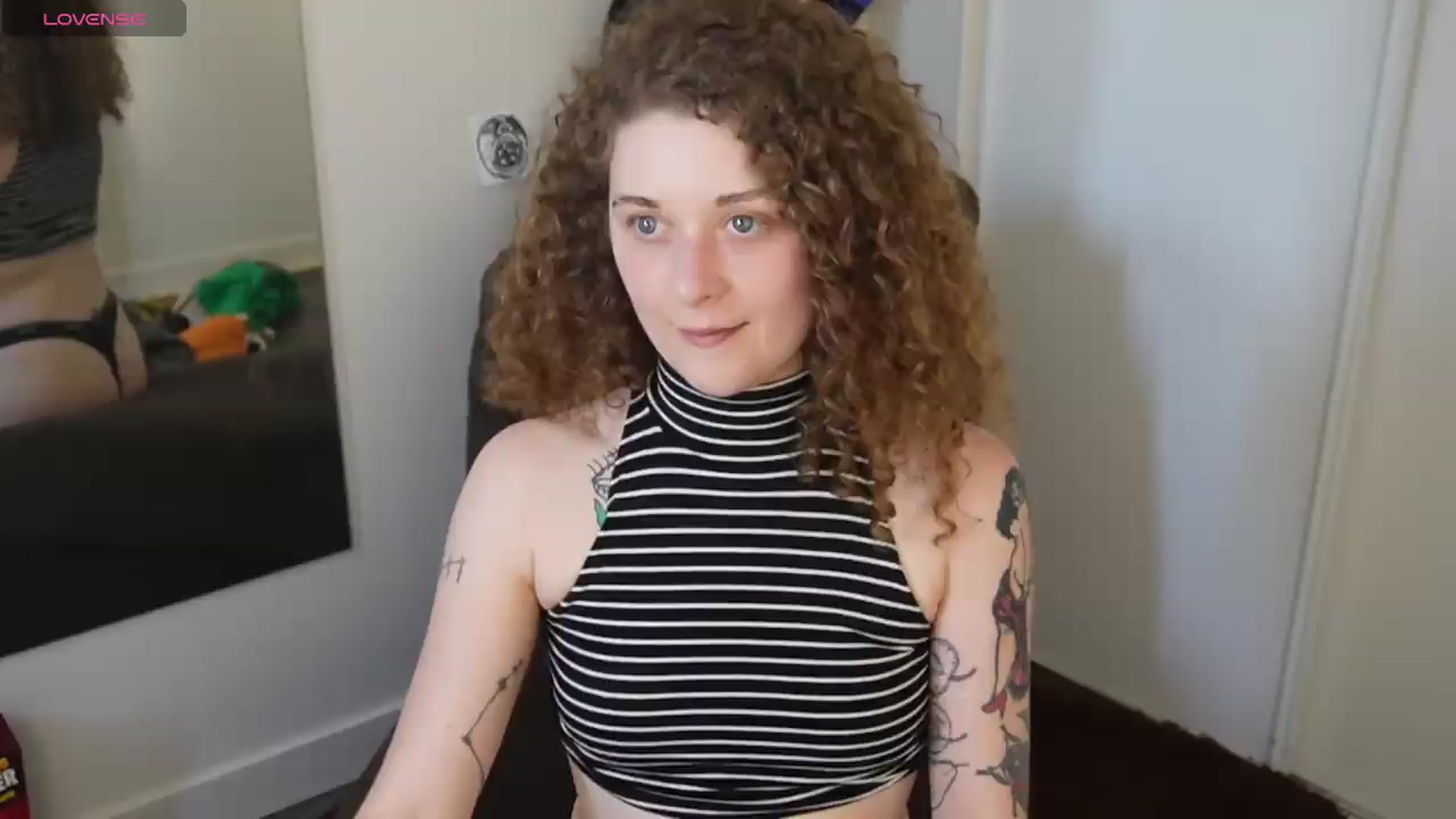 Gallery image thumbnail from PeachyQueen_'s myfreecams stream on, 07/28/2026, 24:06 image 1 of 20