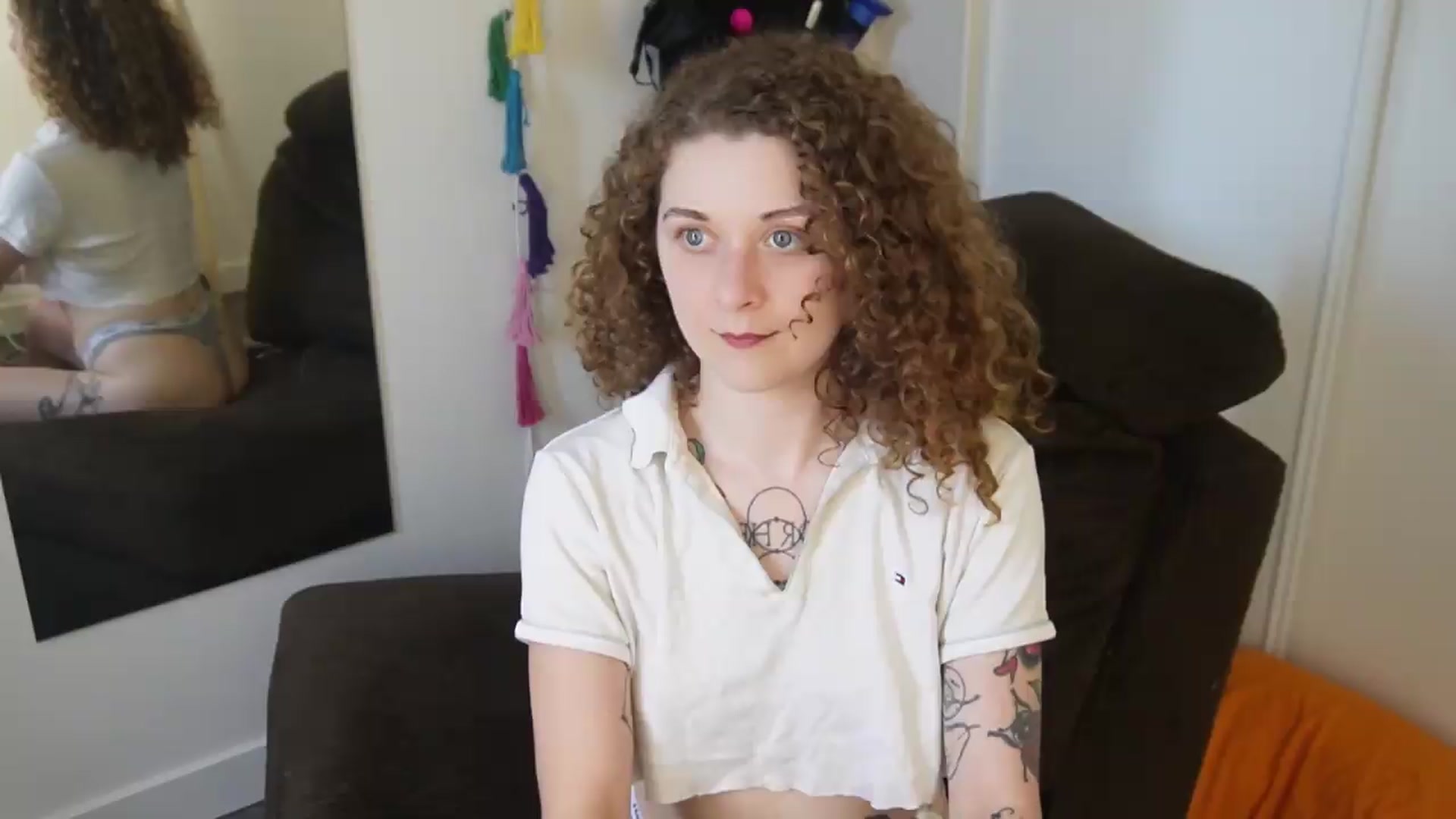 Gallery image thumbnail from PeachyQueen_'s myfreecams stream on, 07/28/2026, 20:57 image 4 of 20