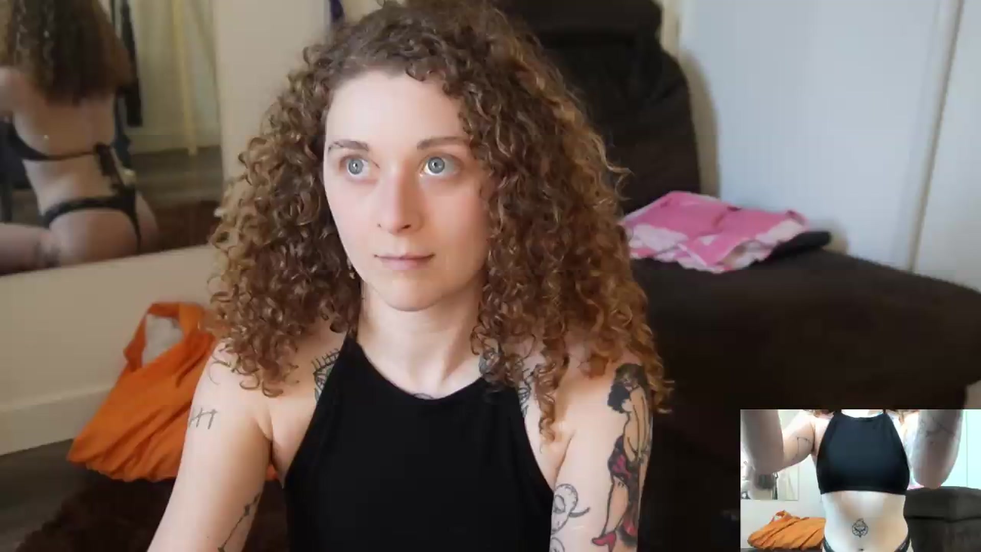 Gallery image thumbnail from PeachyQueen_'s myfreecams stream on, 07/30/2026, 21:05 image 1 of 20