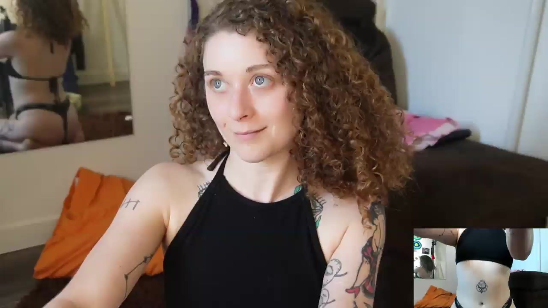 Gallery image thumbnail from PeachyQueen_'s myfreecams stream on, 07/30/2026, 21:05 image 16 of 20