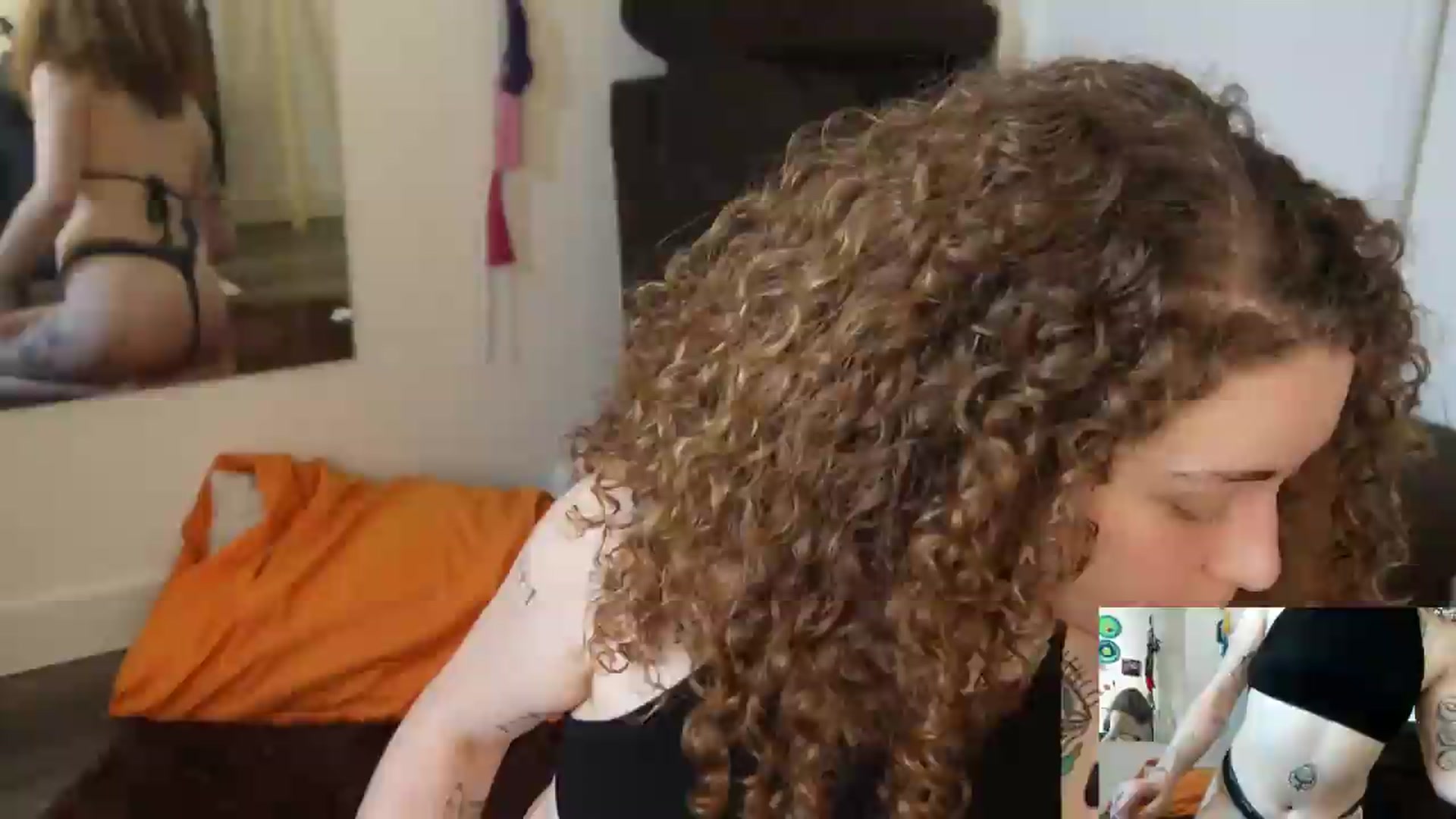Gallery image thumbnail from PeachyQueen_'s myfreecams stream on, 07/30/2026, 21:05 image 8 of 20