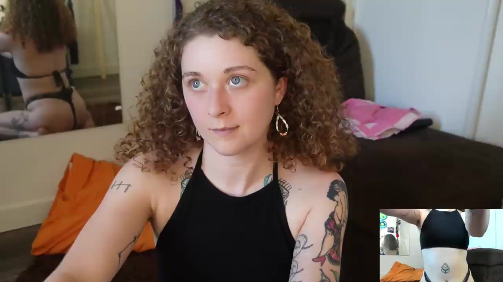 Gallery image thumbnail from PeachyQueen_'s myfreecams stream on, 07/30/2026, 22:15 image 1 of 20