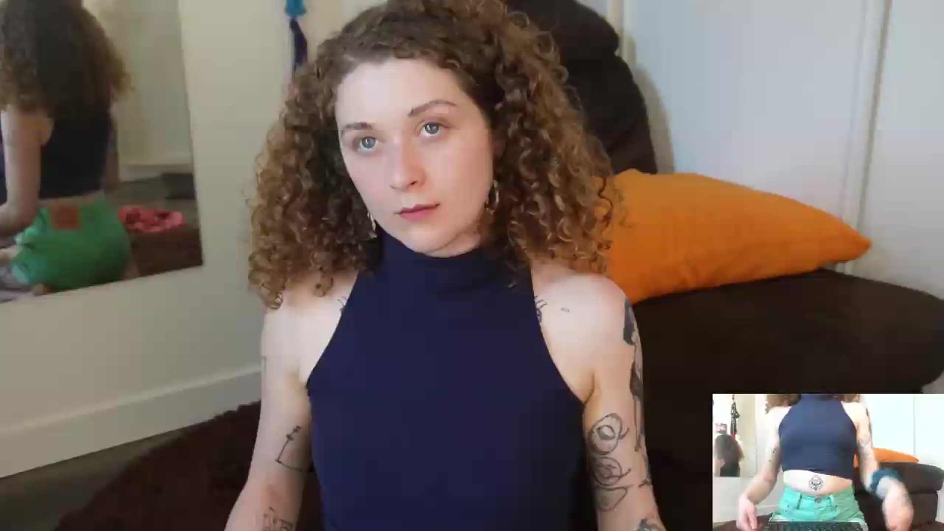 Gallery image thumbnail from PeachyQueen_'s myfreecams stream on, 07/31/2026, 21:06 image 2 of 20