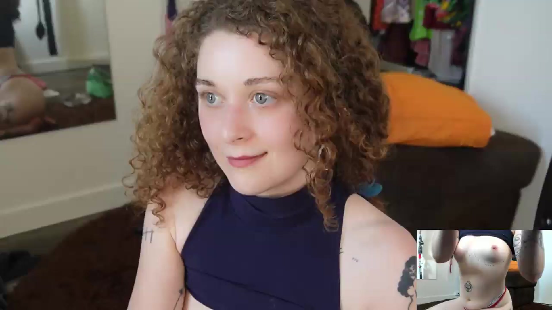 Gallery image thumbnail from PeachyQueen_'s myfreecams stream on, 07/31/2026, 23:44 image 6 of 20