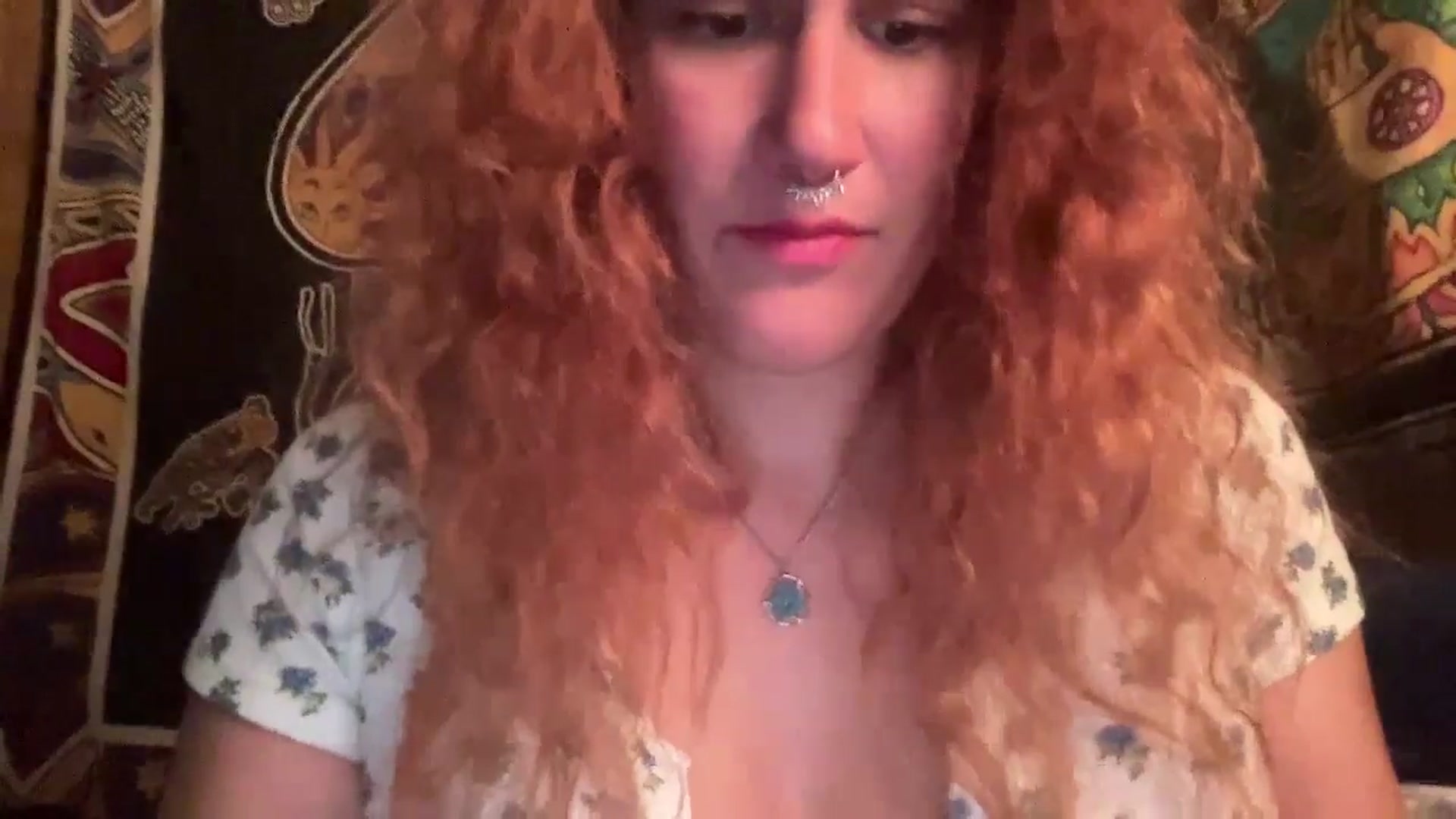 Gallery image thumbnail from Peachyfuzz's myfreecams stream on, 11/09/2024, 06:01 image 8 of 20